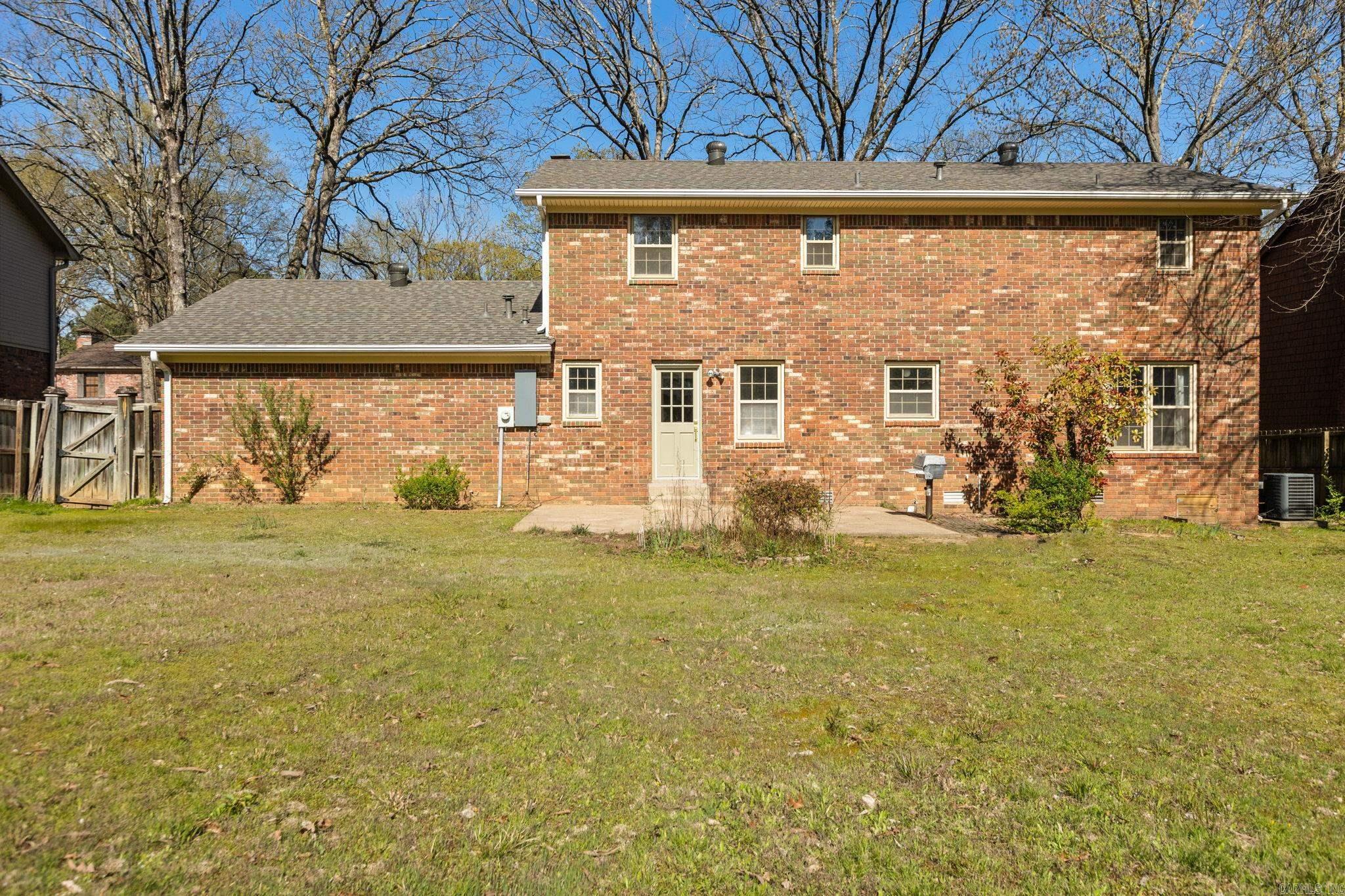 PEBBLE BEACH PARK - Residential