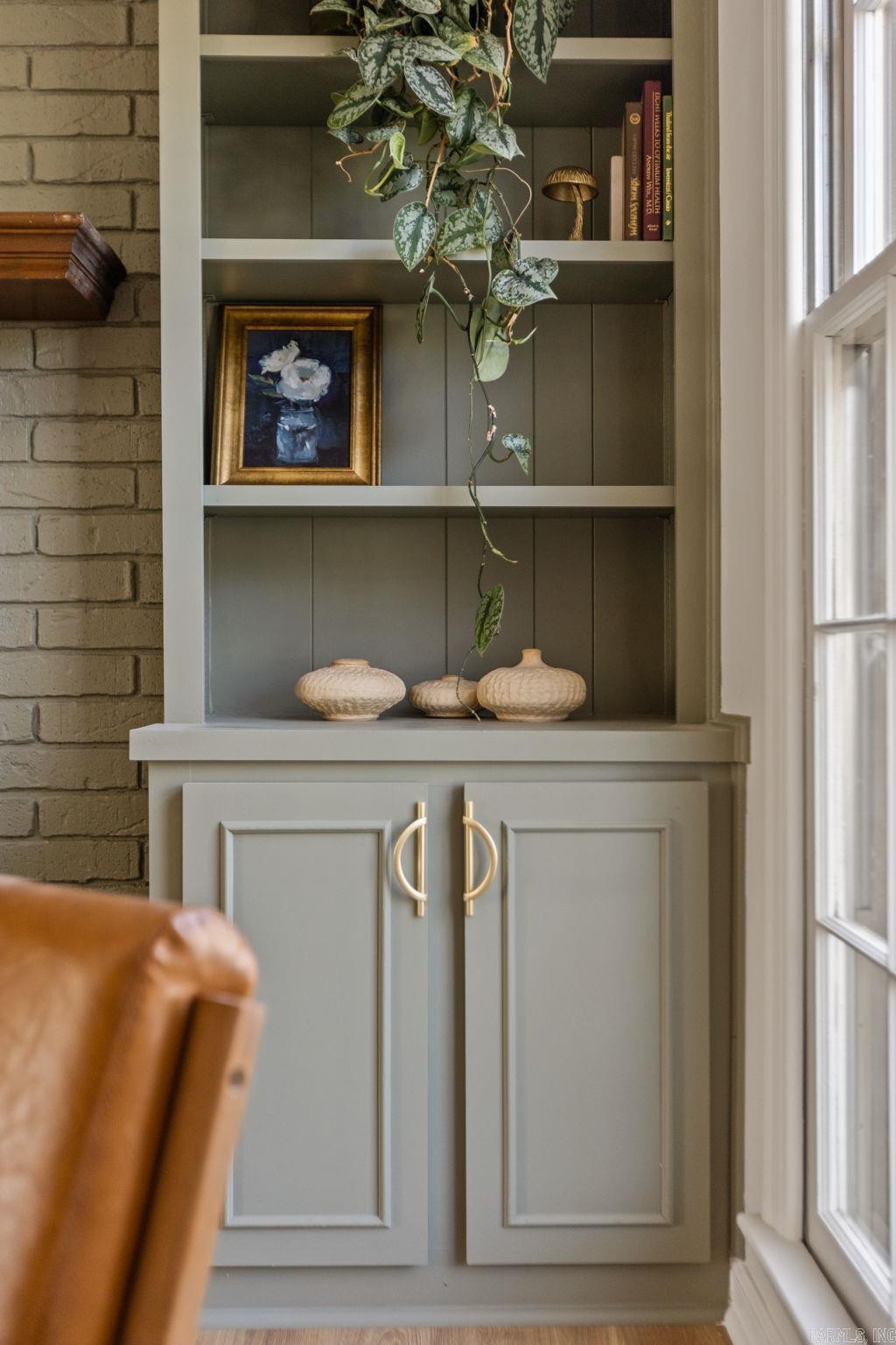 PEBBLE BEACH PARK - Residential