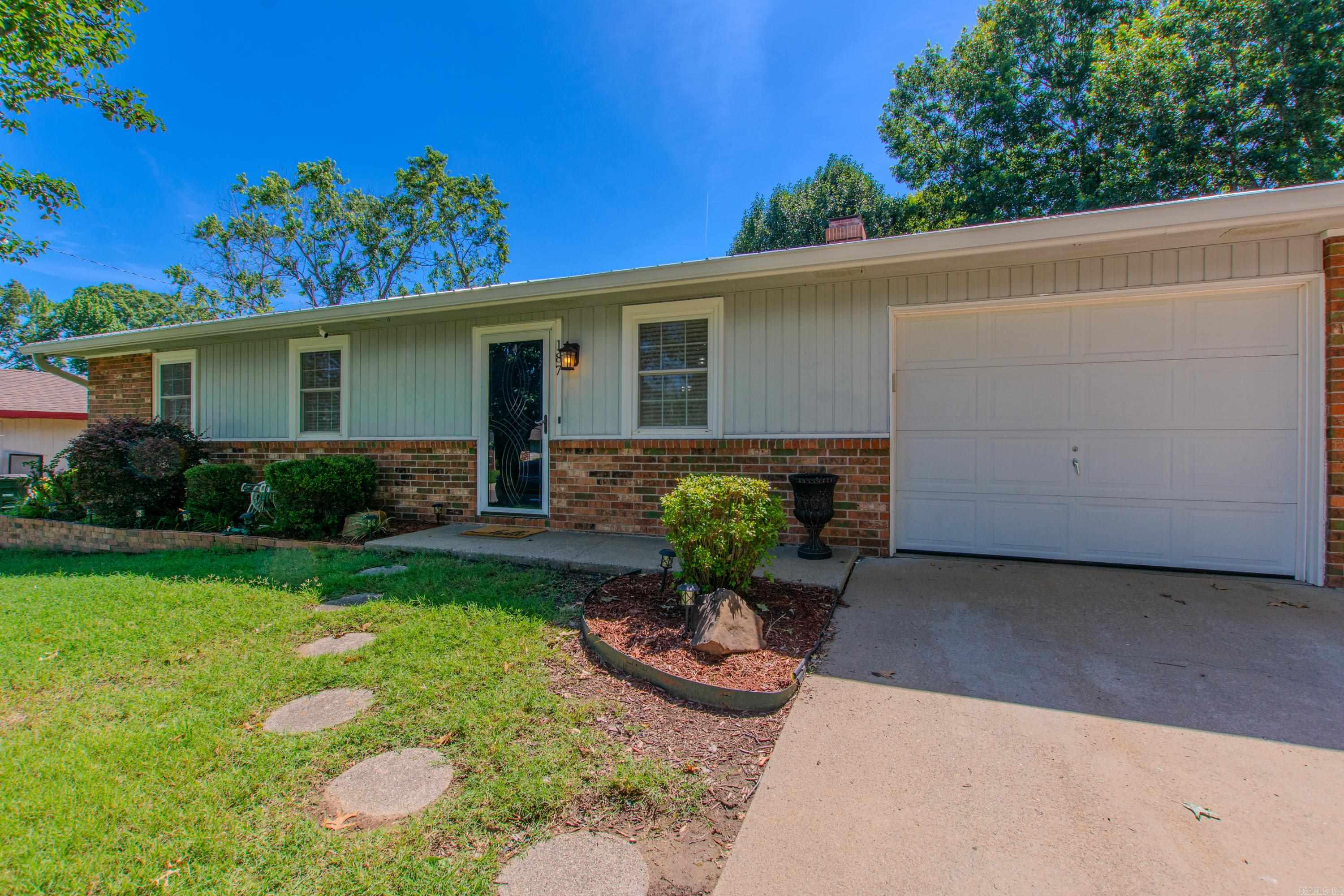 THE MEADOWS - Residential