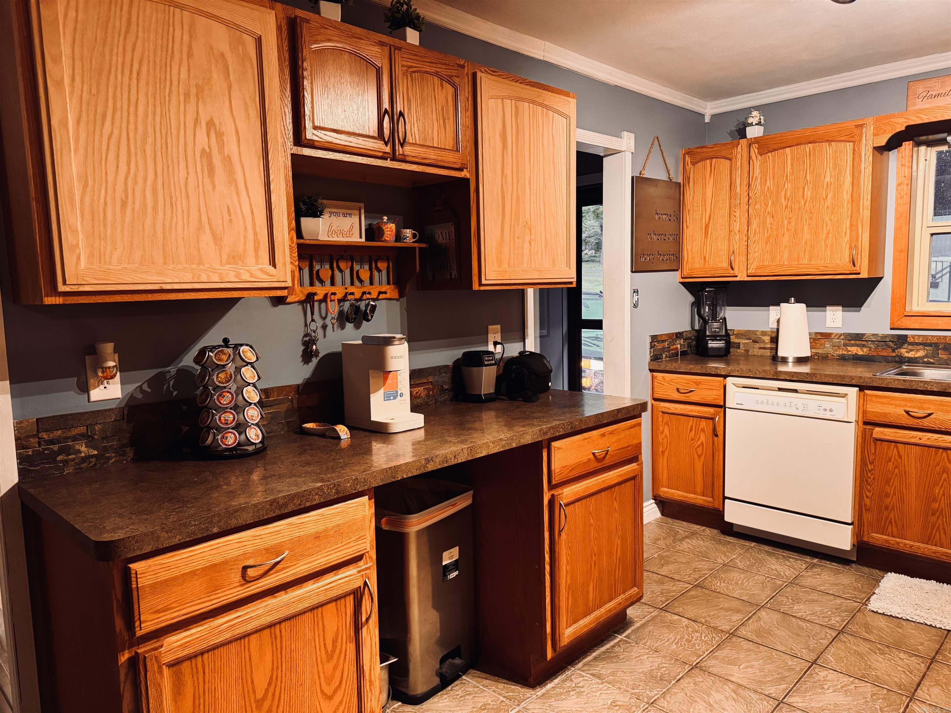 ARROWHEAD ESTATES - Residential