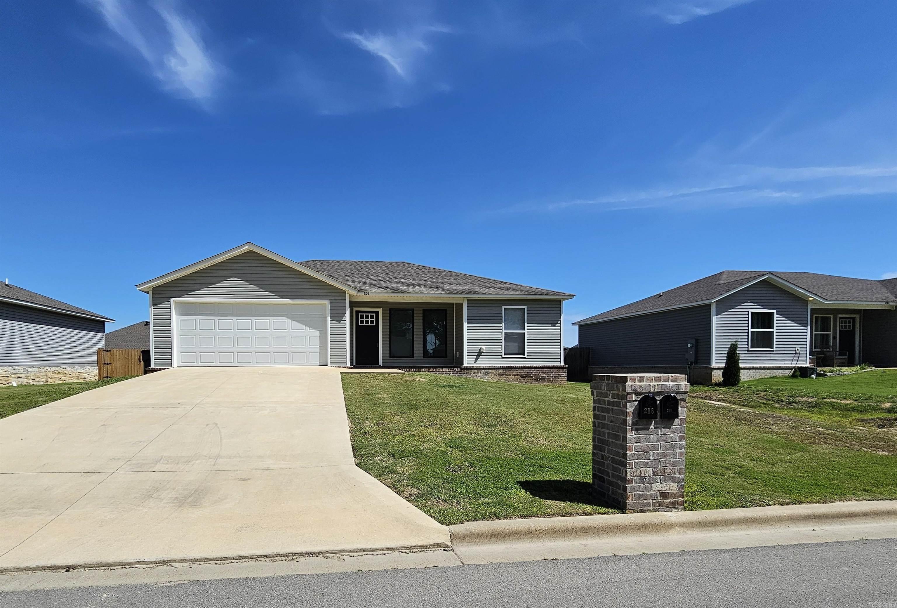 RIDGEFIELD ESTATES - Residential
