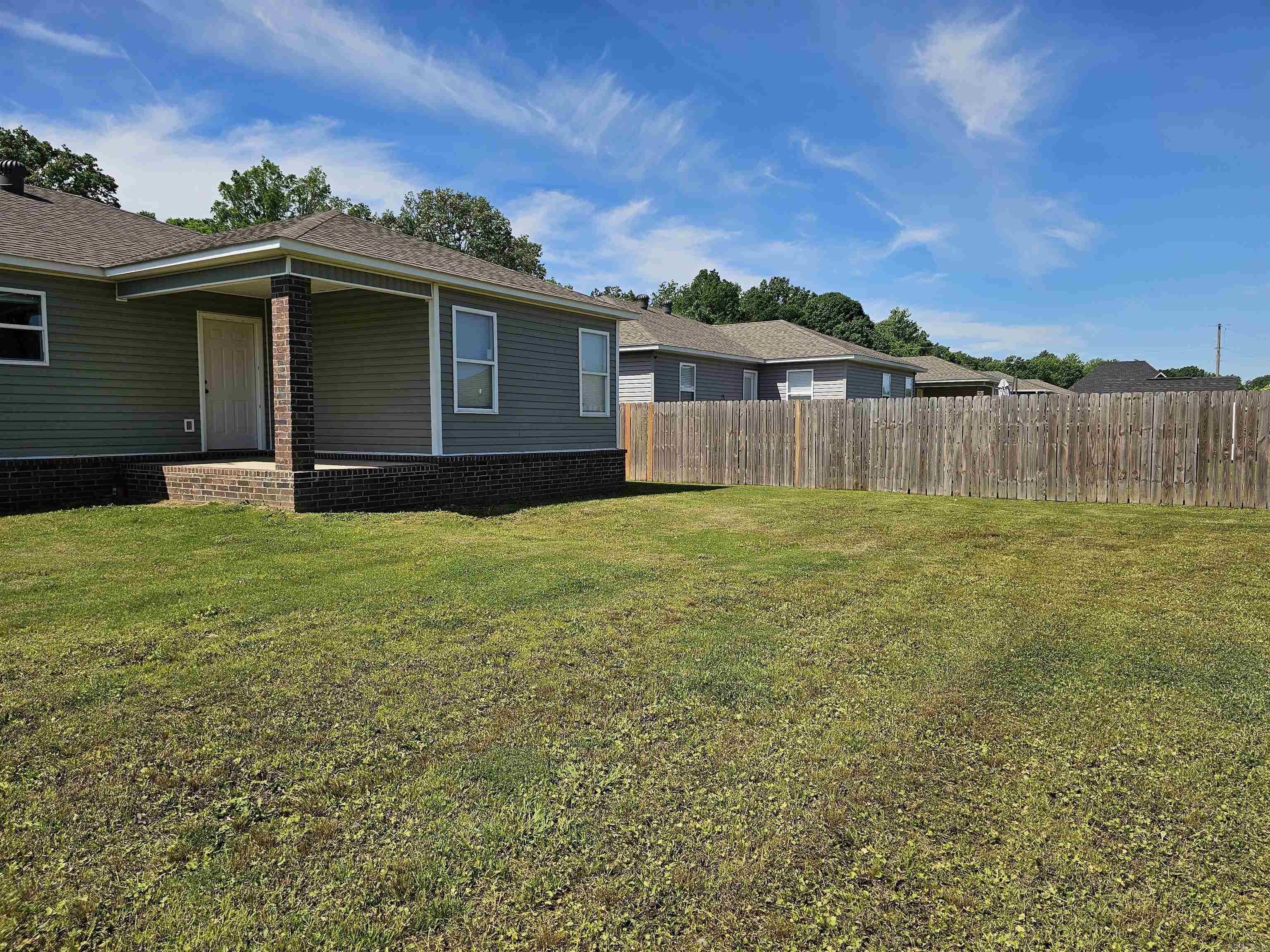 RIDGEFIELD ESTATES - Residential