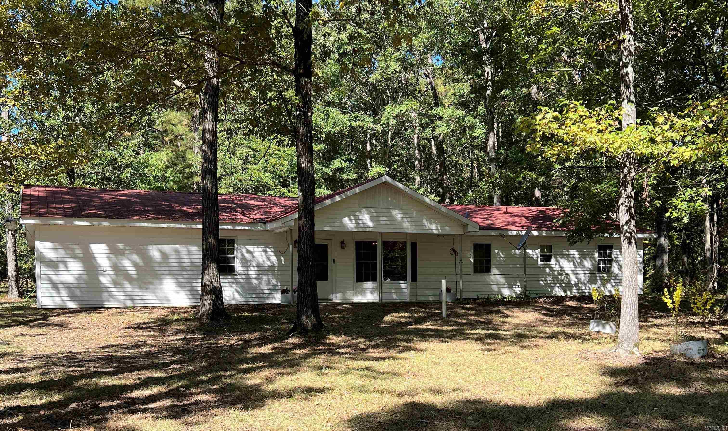 This beautiful open floor plan has all you need to make a beautiful Home. High ceilings, screened in back porch, all new appliances in kitchen, washer and dryer stays with the property, large master suite, new flooring and more. A must see!