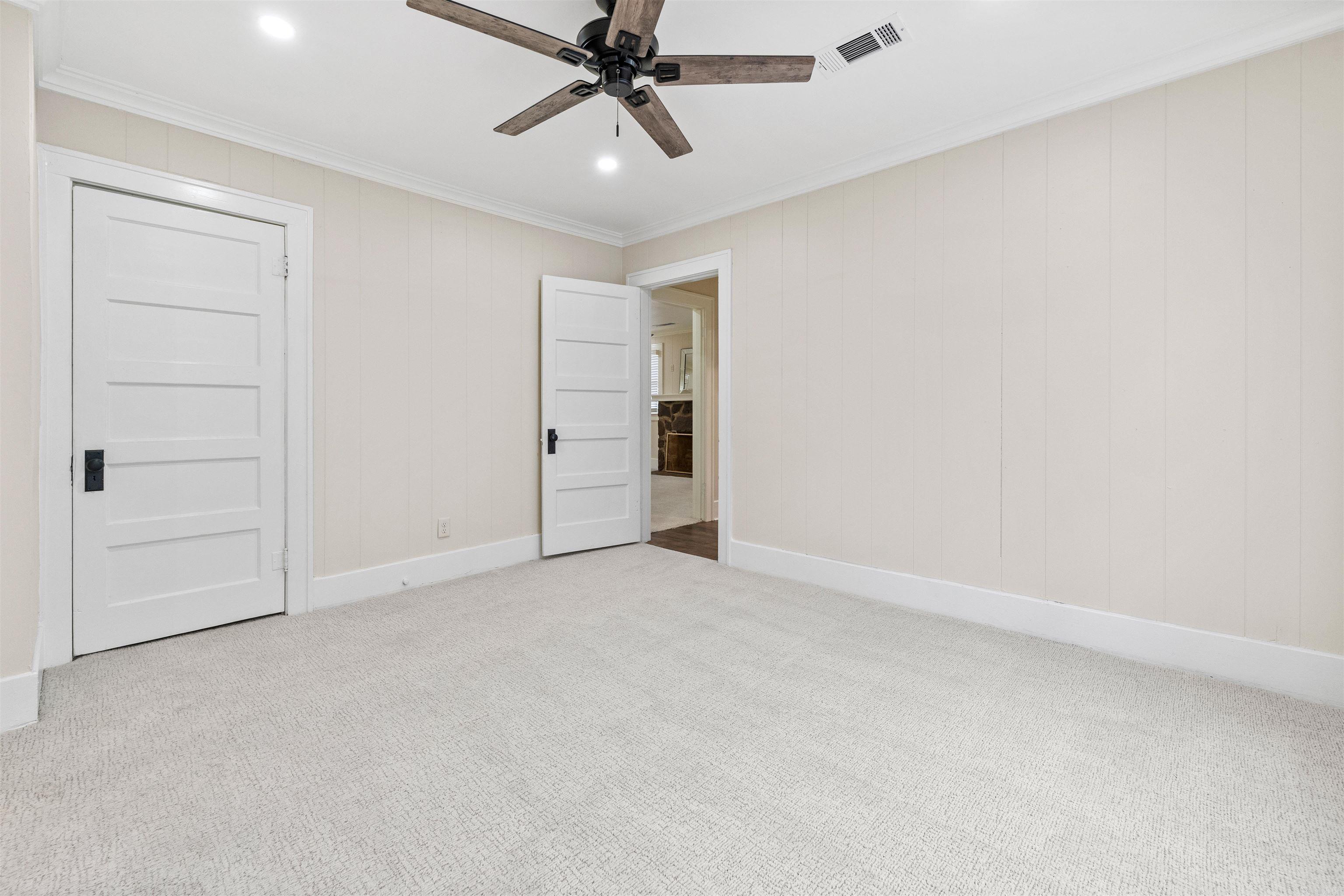 TRAMMEL - Residential