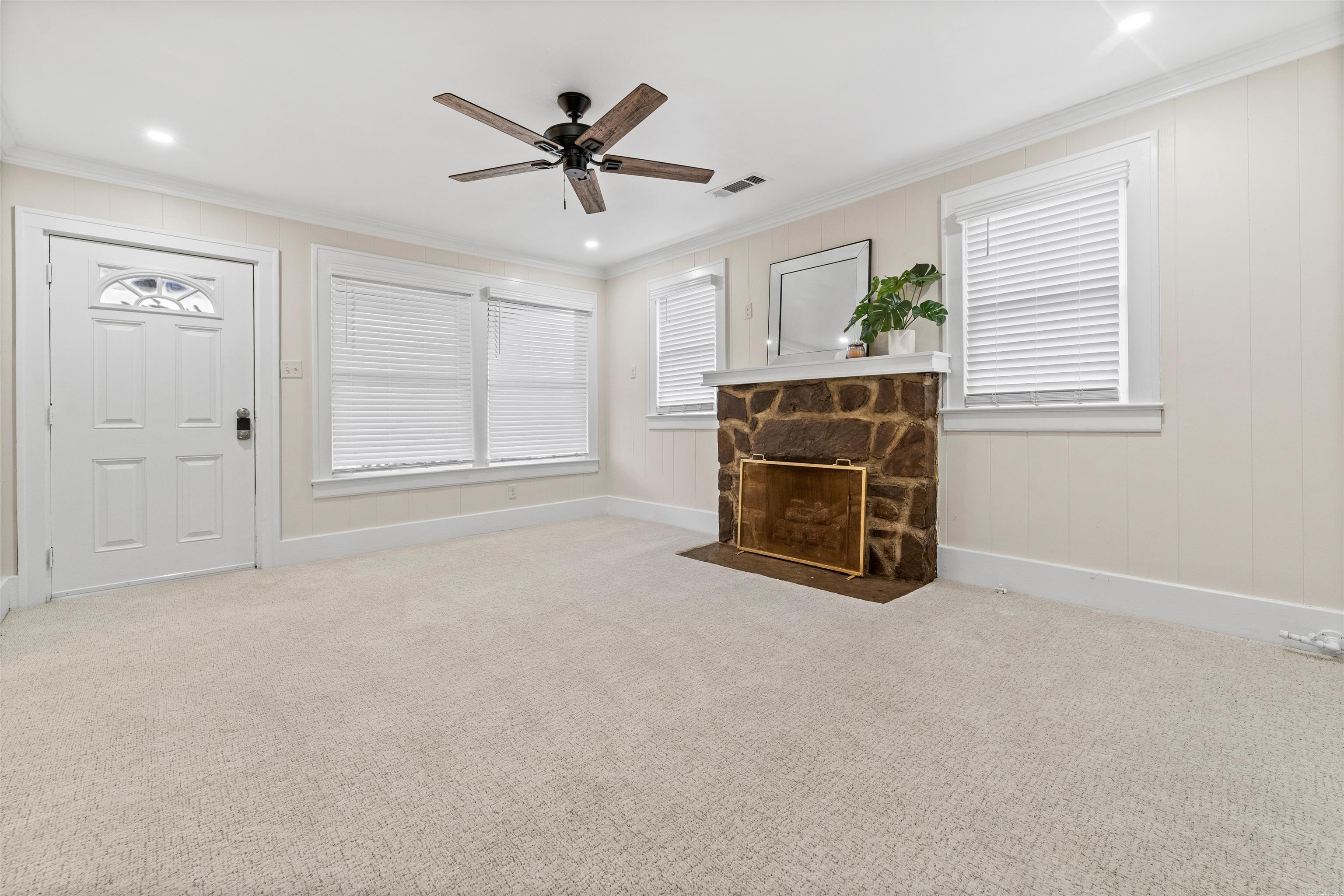 TRAMMEL - Residential