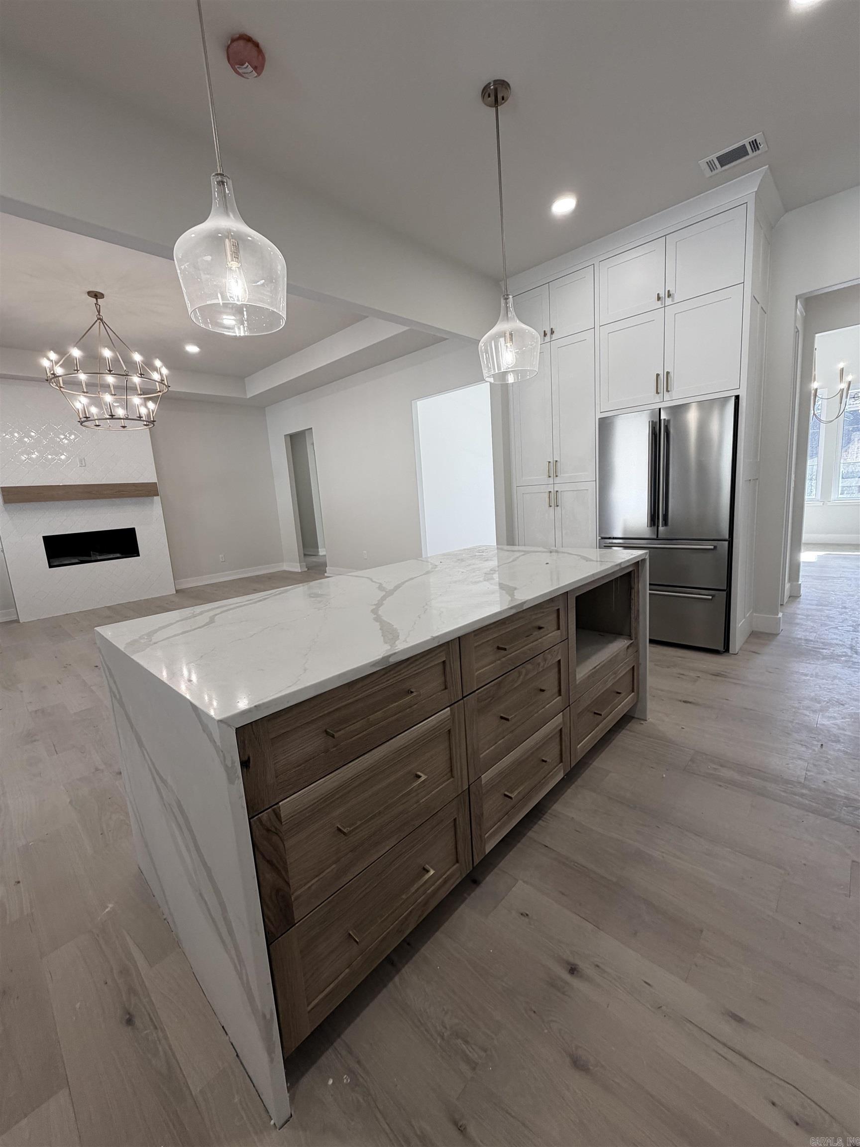 BEAR DEN ESTATES - Residential