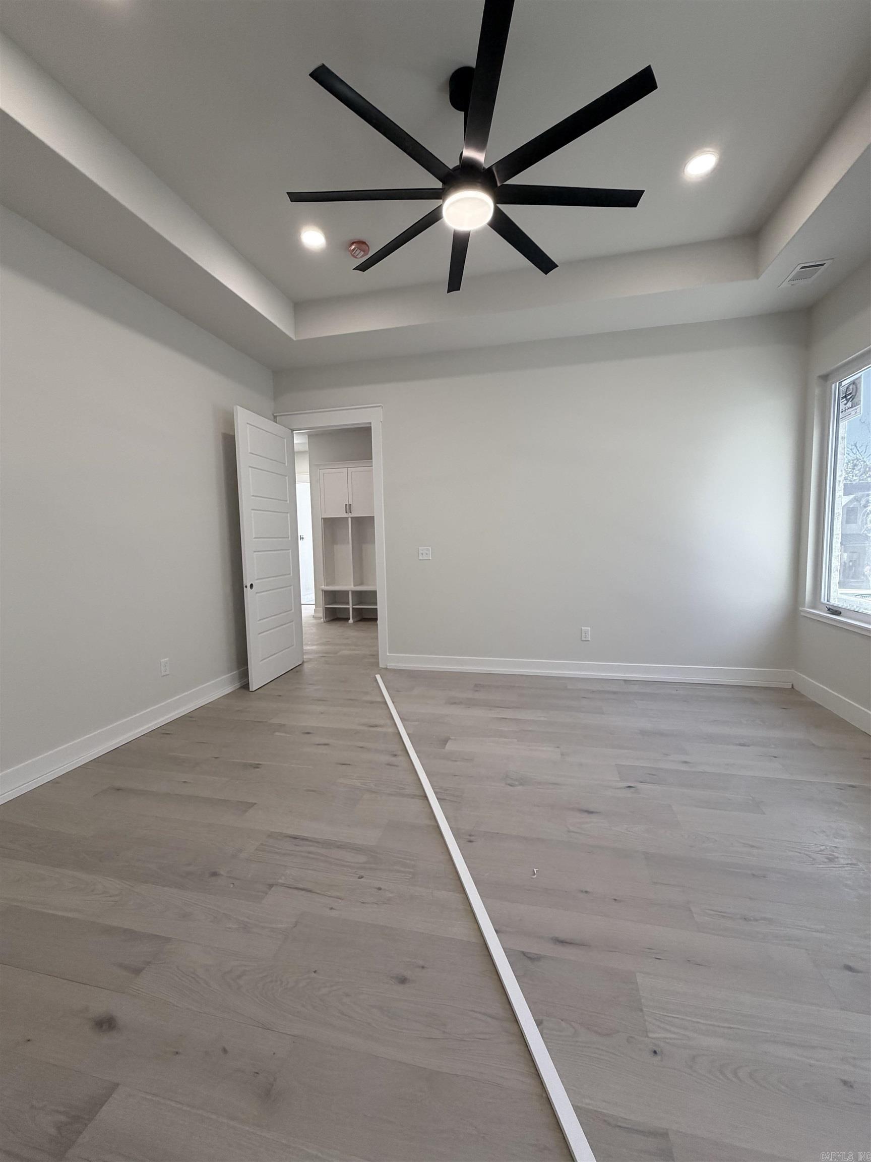 BEAR DEN ESTATES - Residential