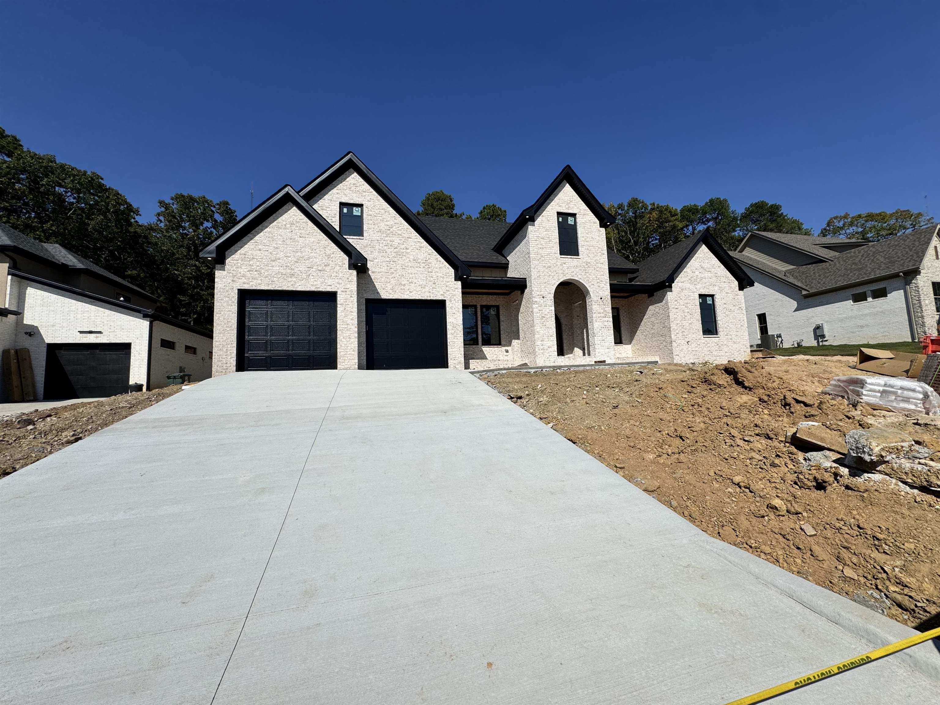 BEAR DEN ESTATES - Residential