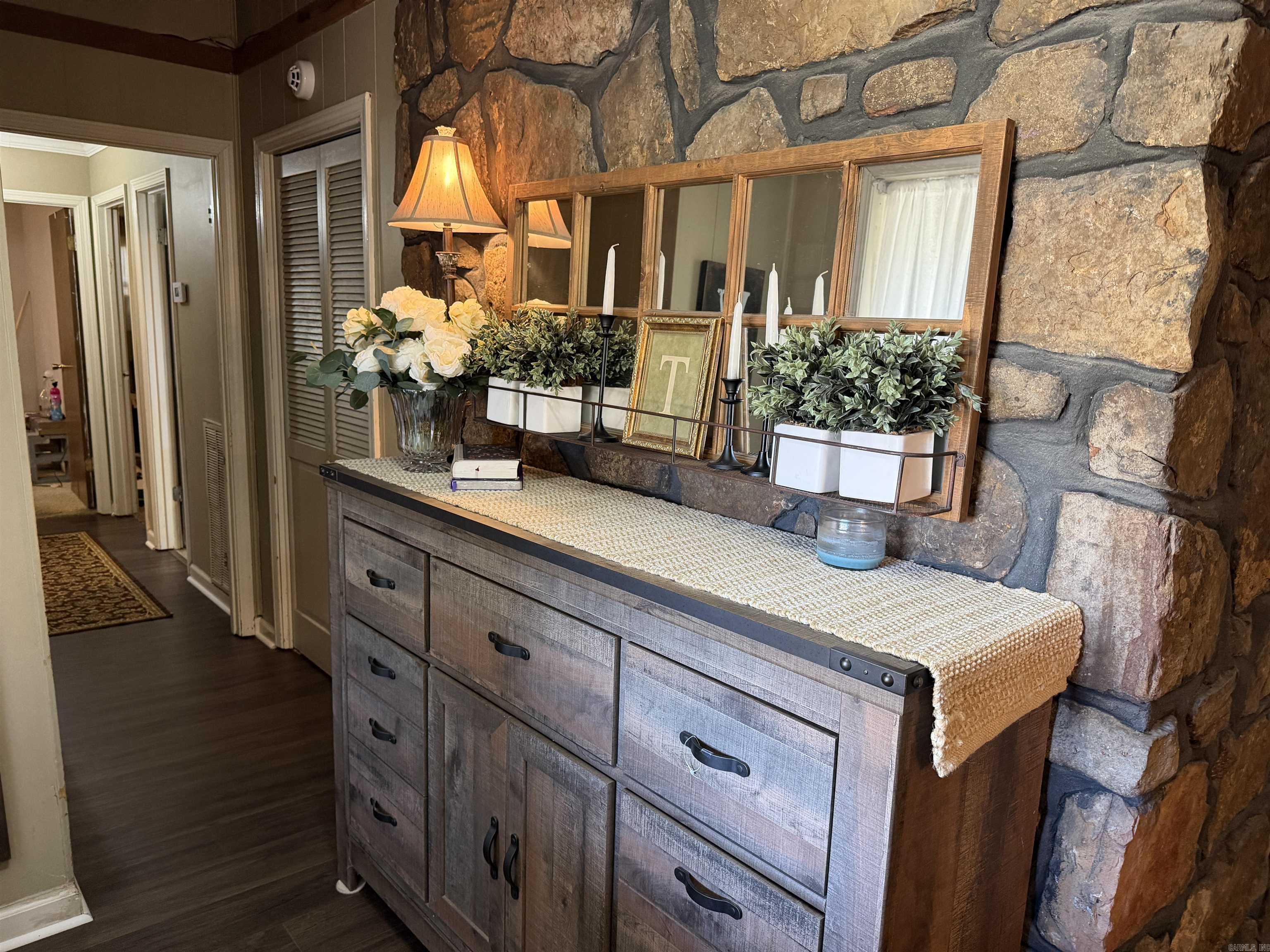 WINDSOR PLACE - Residential