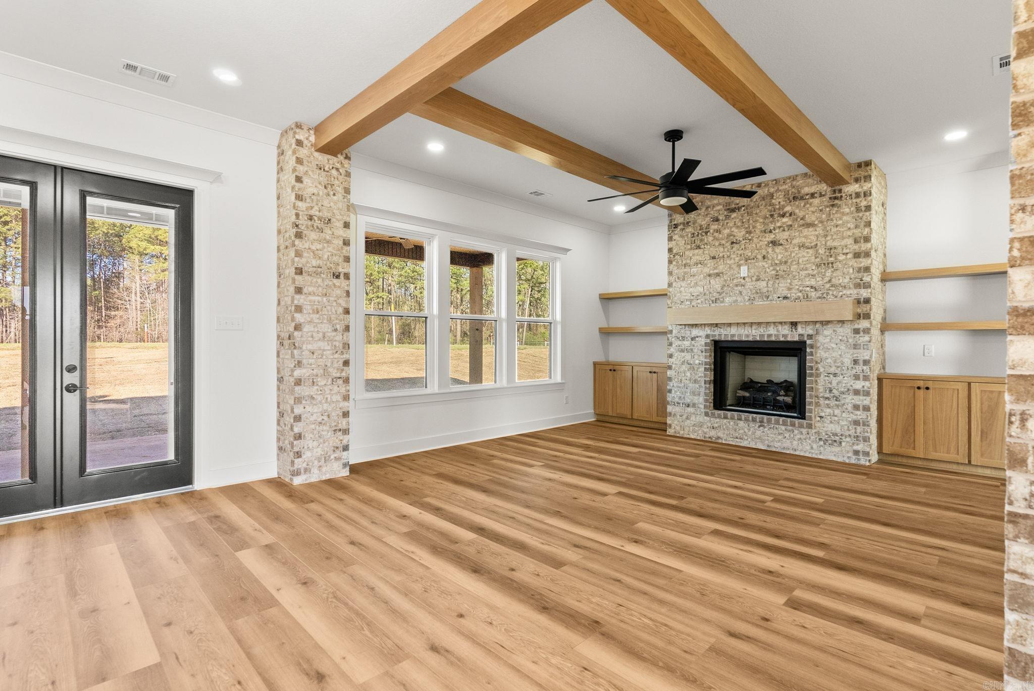 WINDRIDGE ESTATES PHASE 1 - Residential