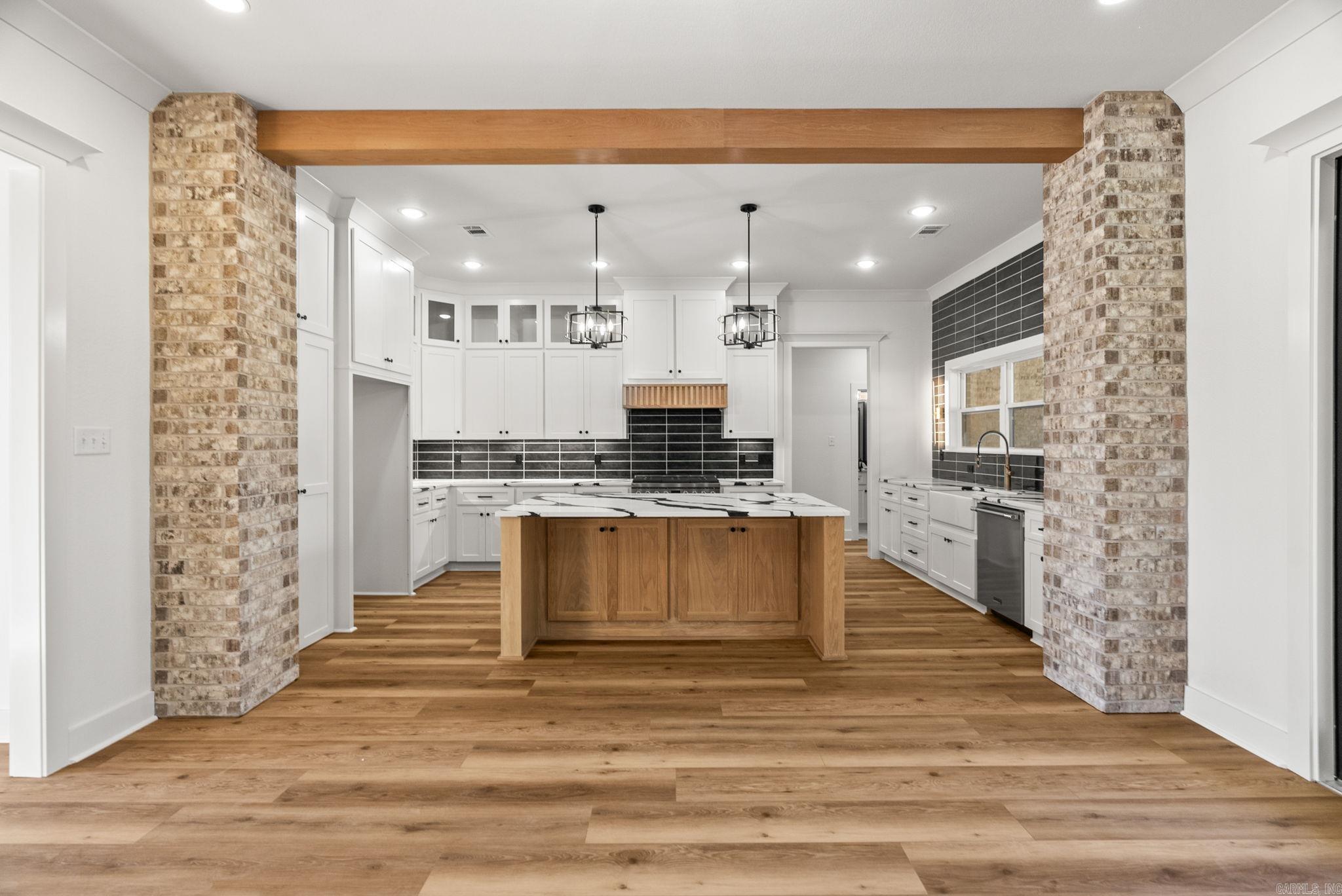 WINDRIDGE ESTATES PHASE 1 - Residential