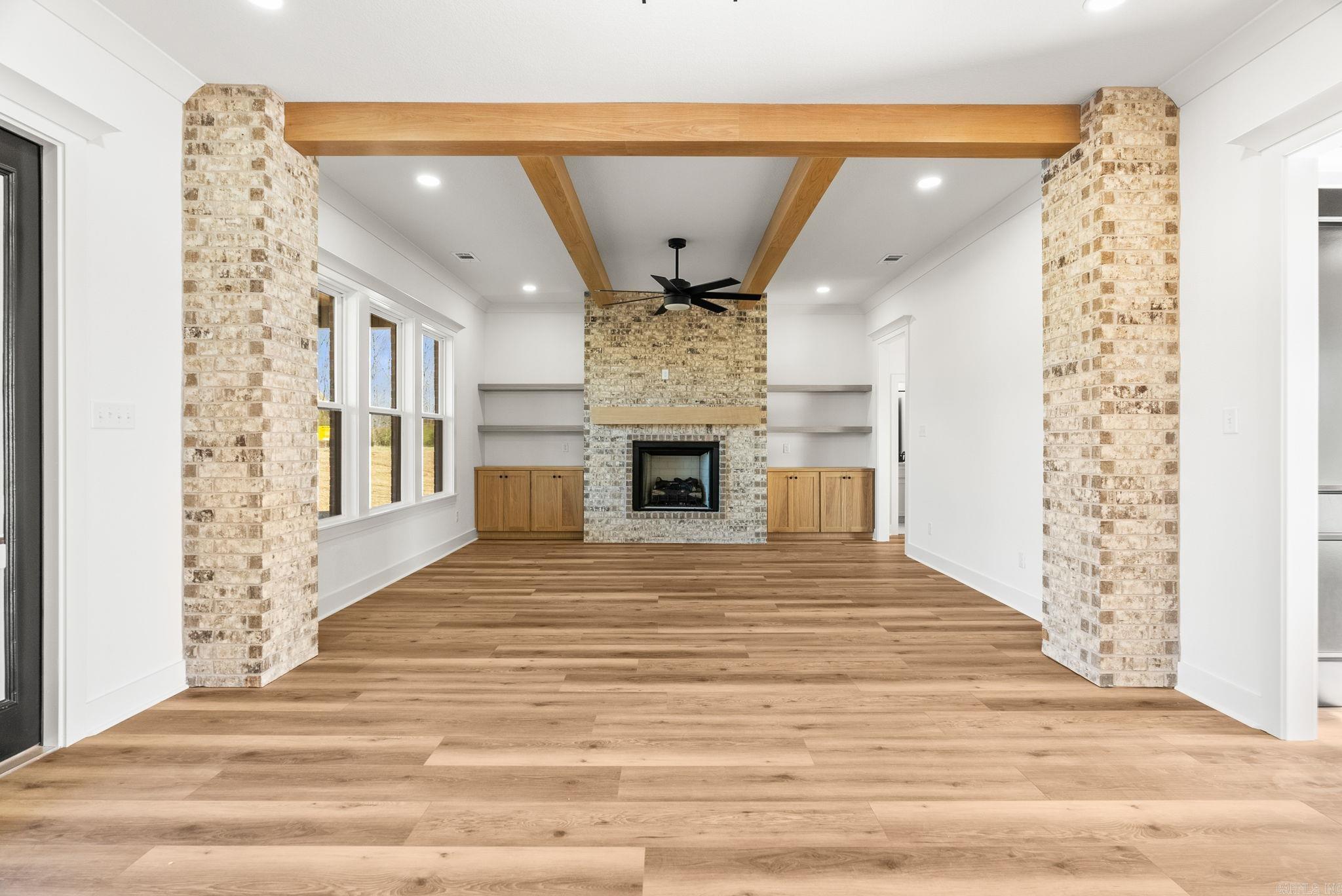 WINDRIDGE ESTATES PHASE 1 - Residential