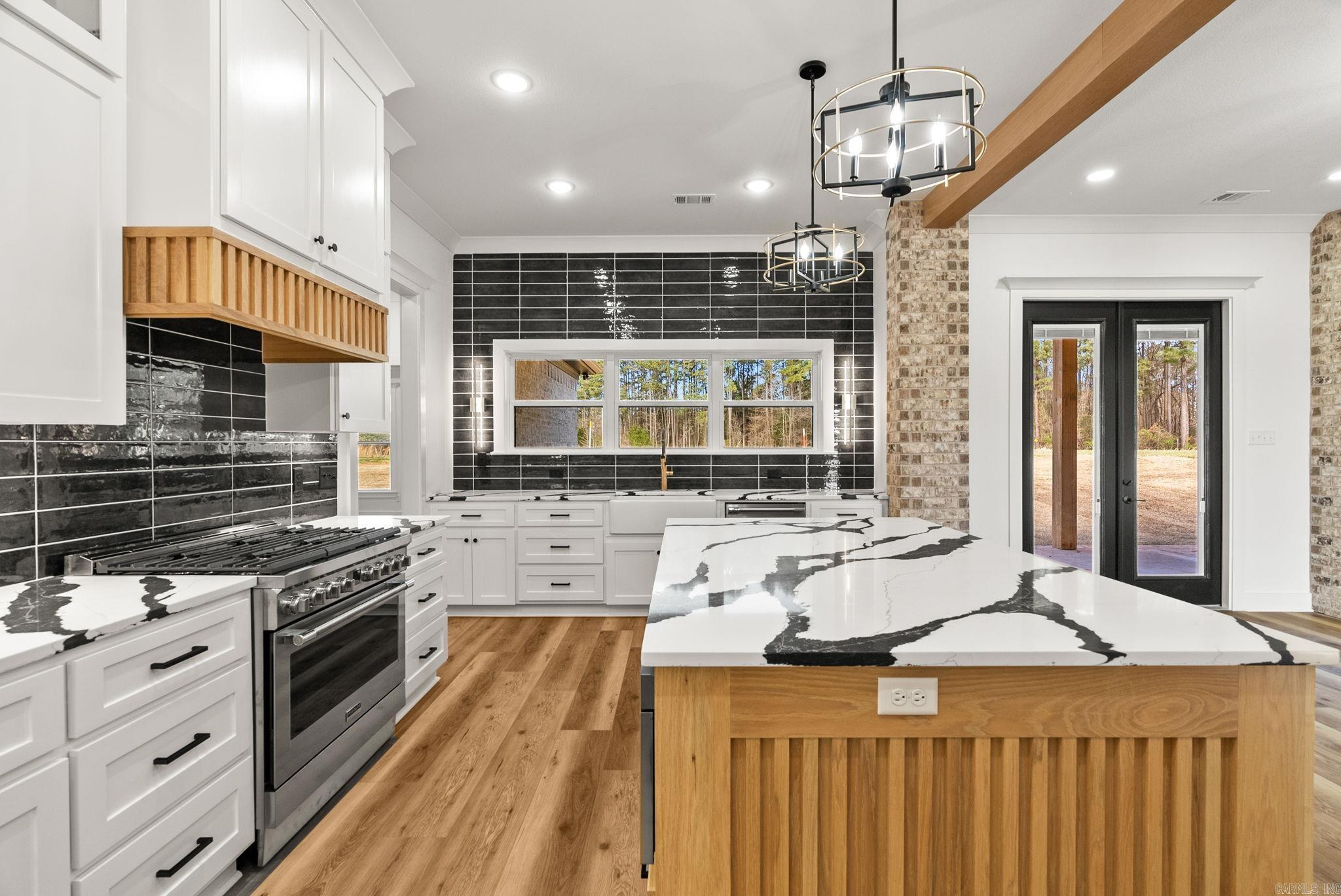 WINDRIDGE ESTATES PHASE 1 - Residential