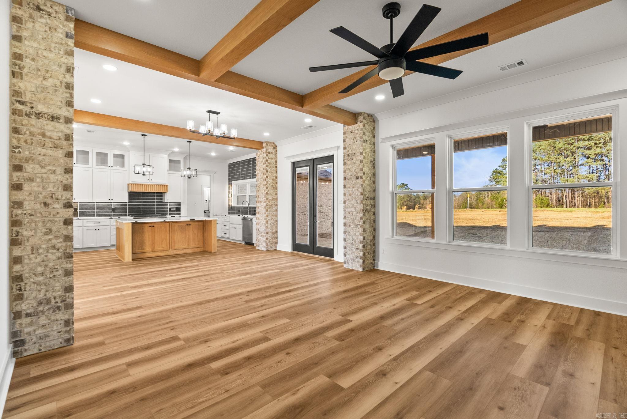 WINDRIDGE ESTATES PHASE 1 - Residential