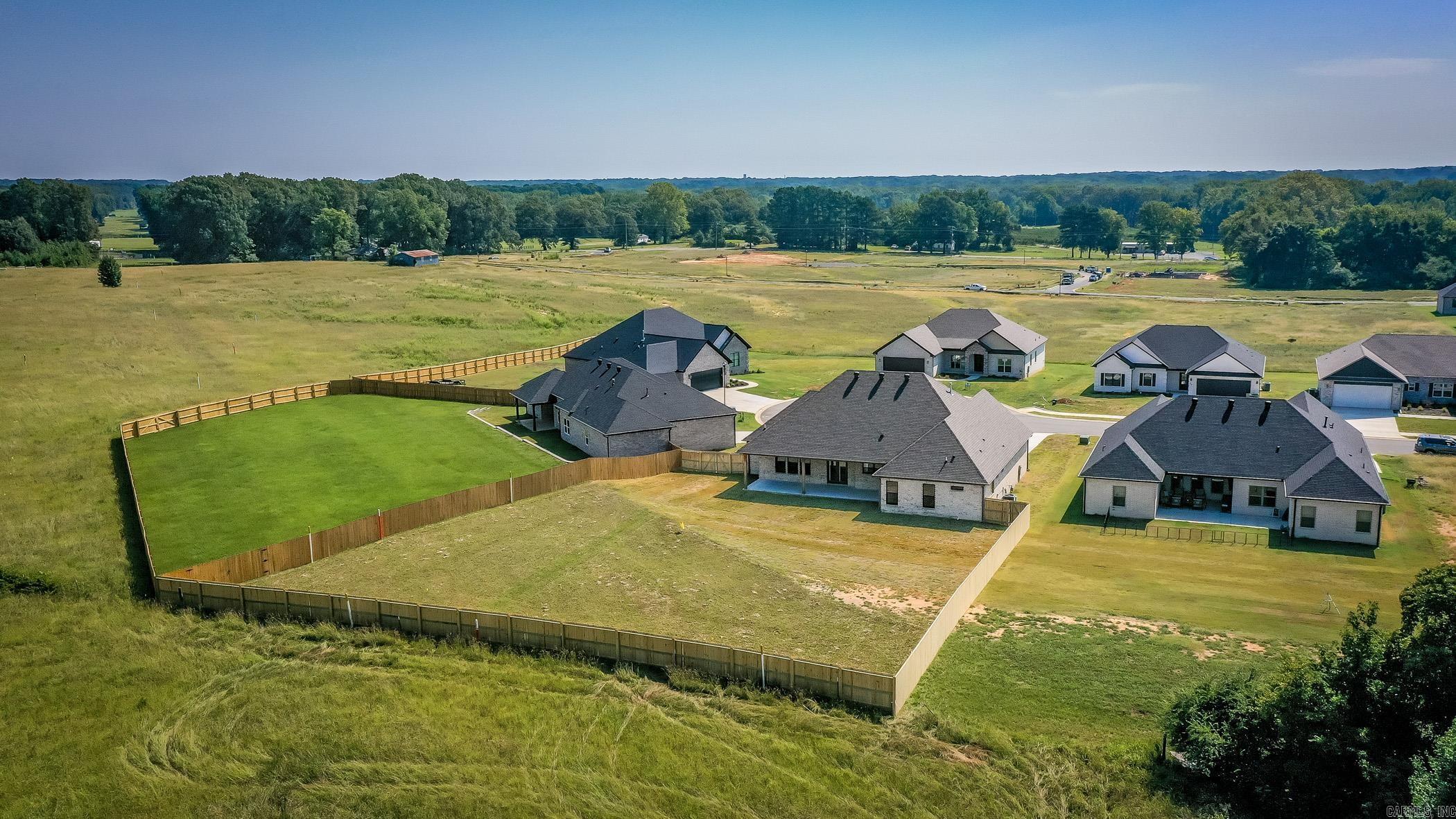 WINDRIDGE ESTATES PHASE 1 - Residential