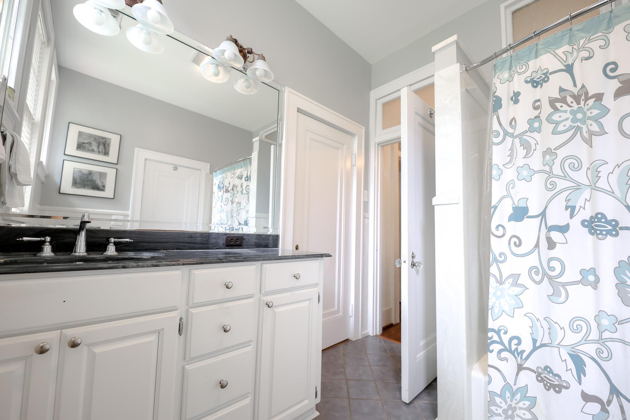 Mellors 4th - Residential