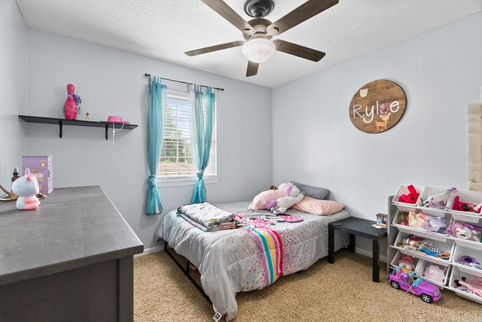 NORTH HILLS MANOR - Residential