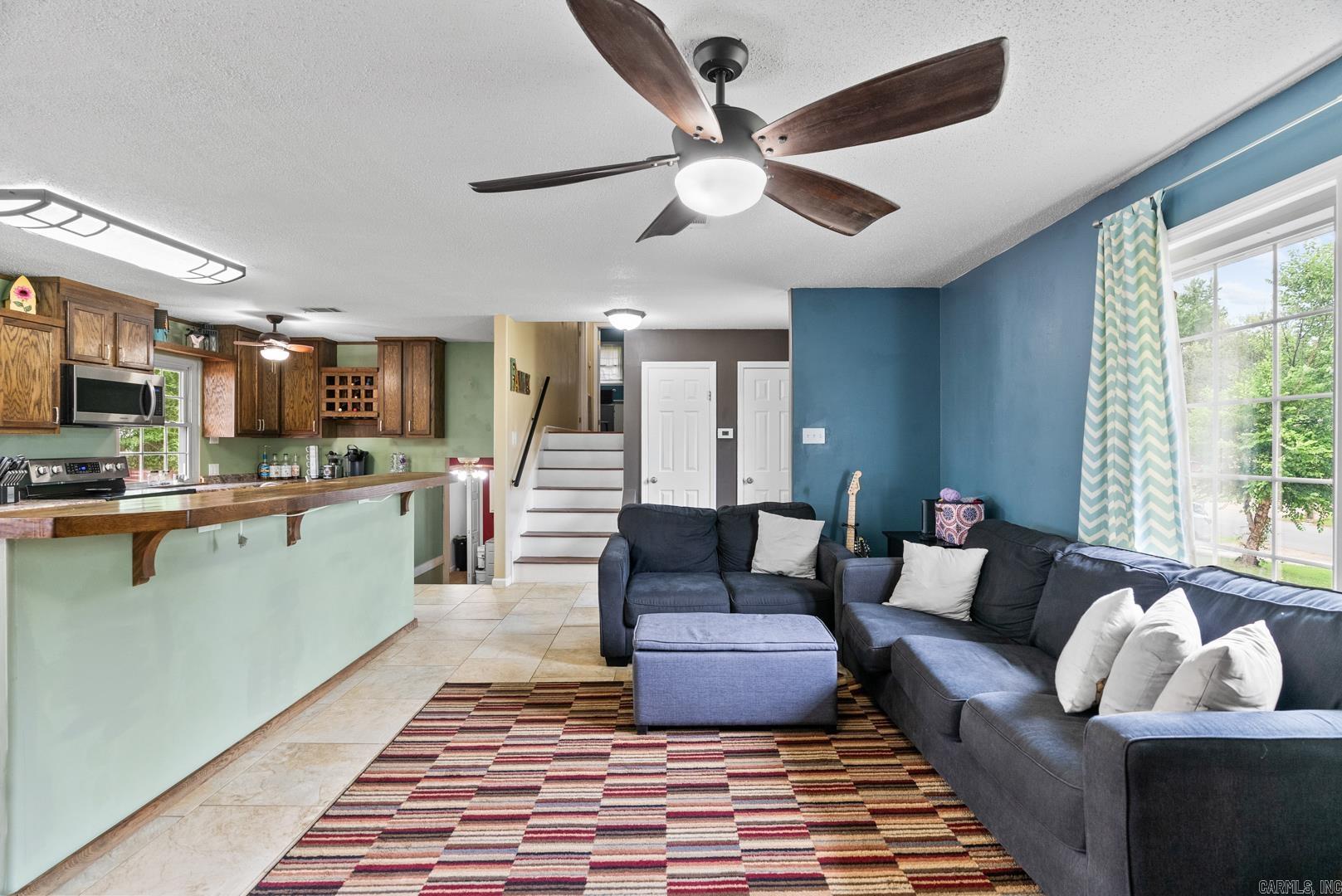 NORTH HILLS MANOR - Residential