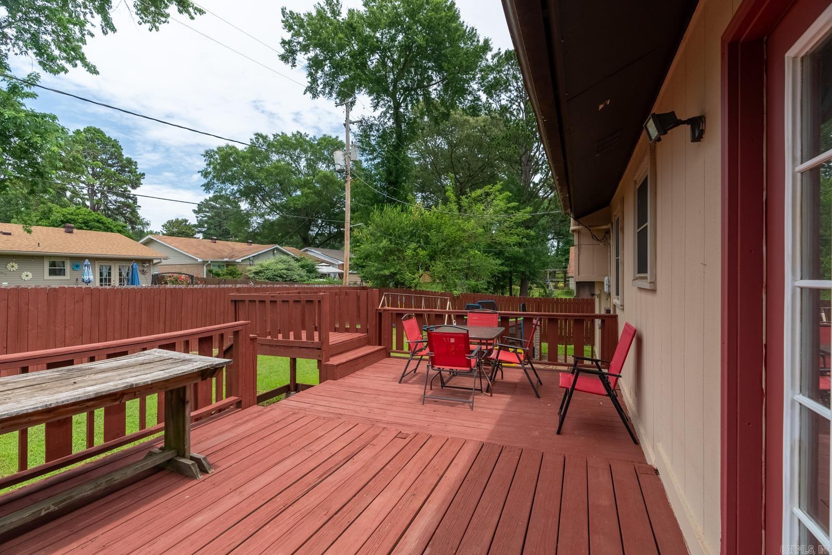 NORTH HILLS MANOR - Residential