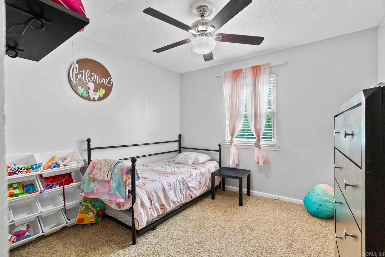 NORTH HILLS MANOR - Residential