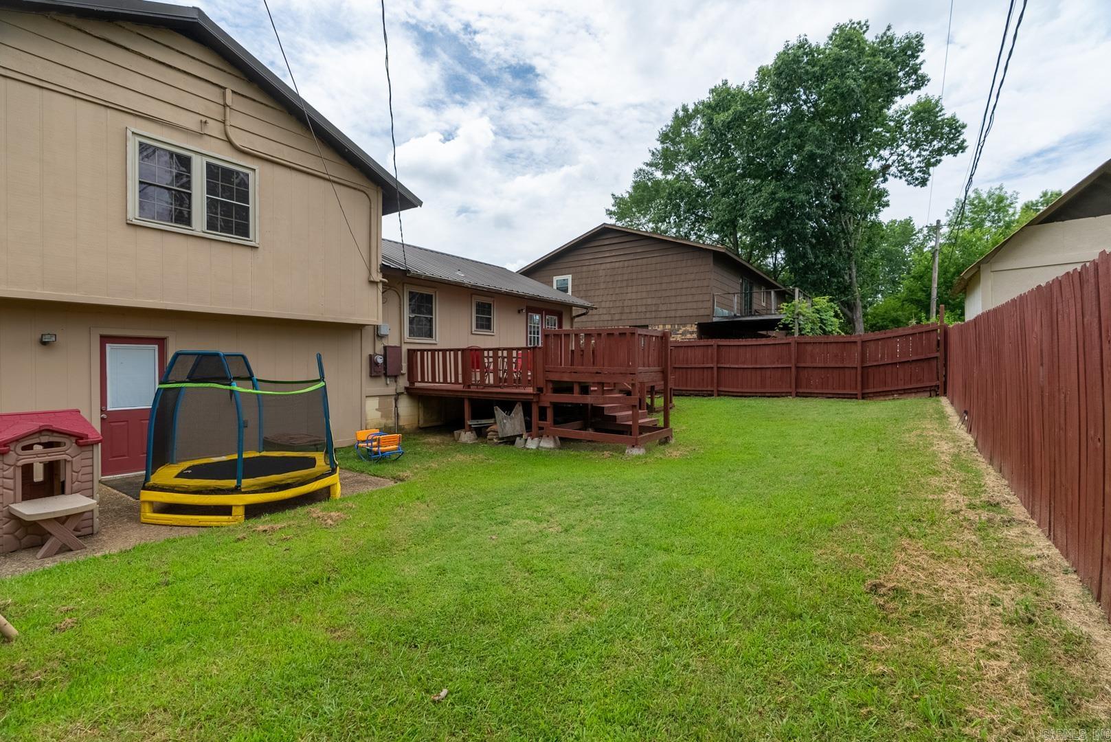 NORTH HILLS MANOR - Residential