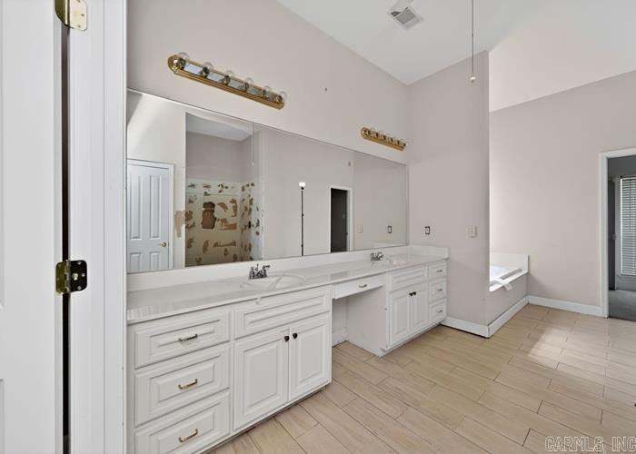 OVERBROOK - Residential