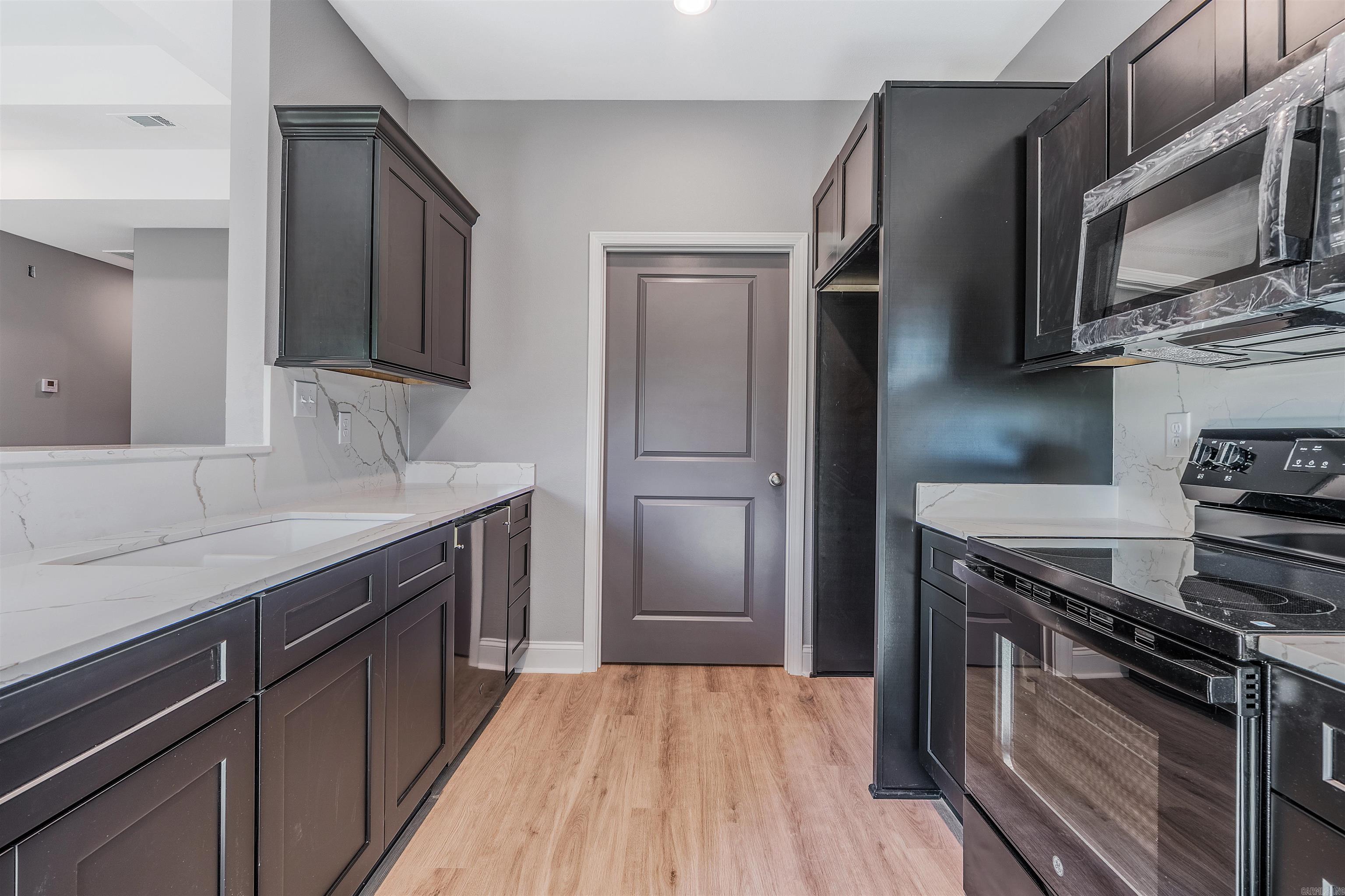 BROWN ADD TO JACK - Residential