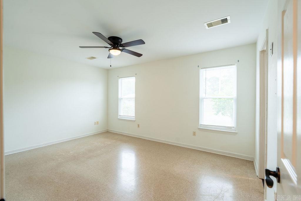 SUMMERBROOKE - Residential