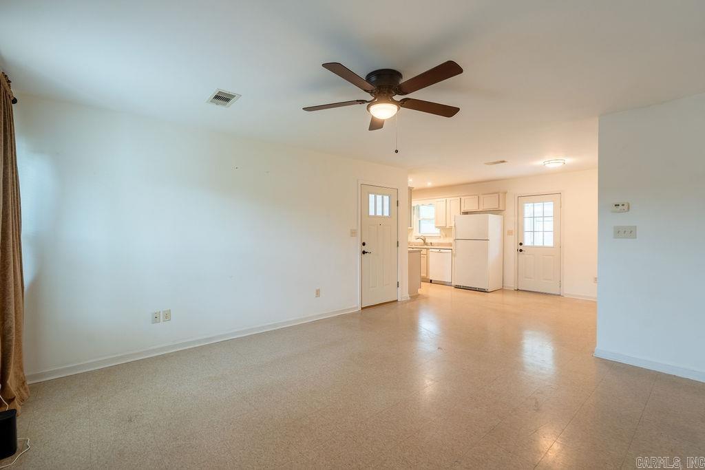 SUMMERBROOKE - Residential