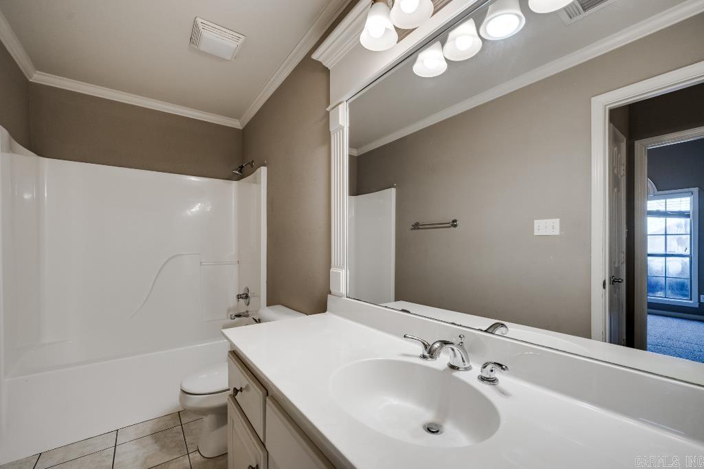 BENTLEY COURT - Residential