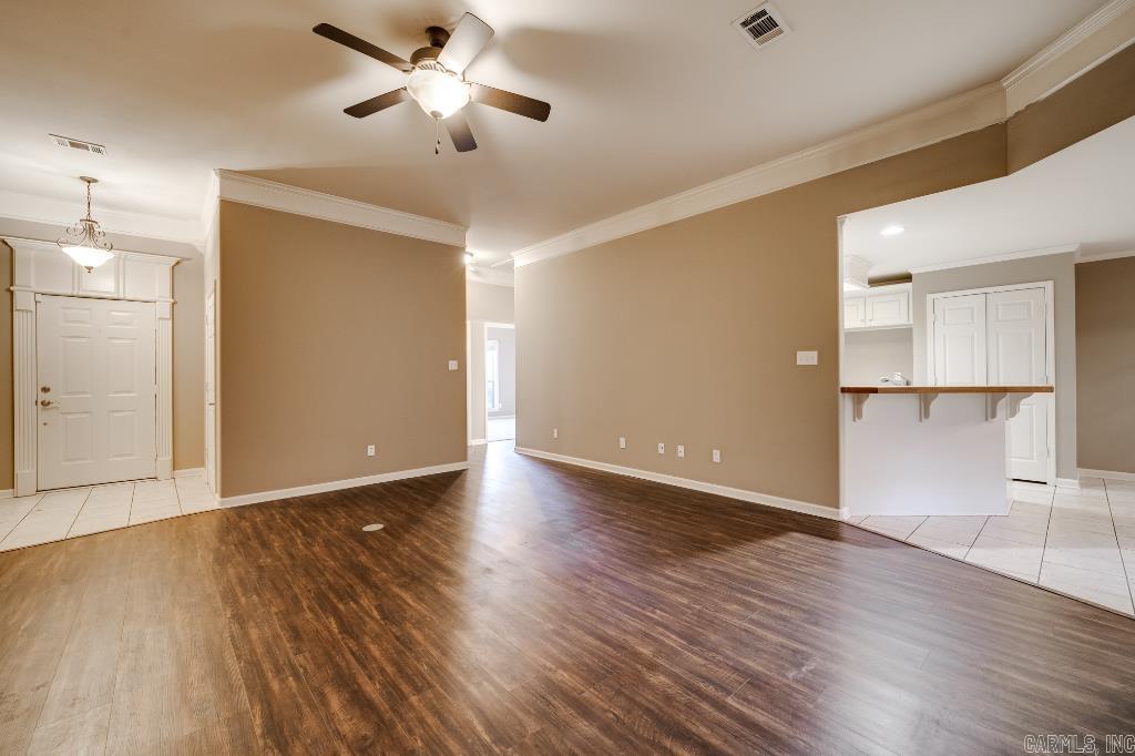 BENTLEY COURT - Residential