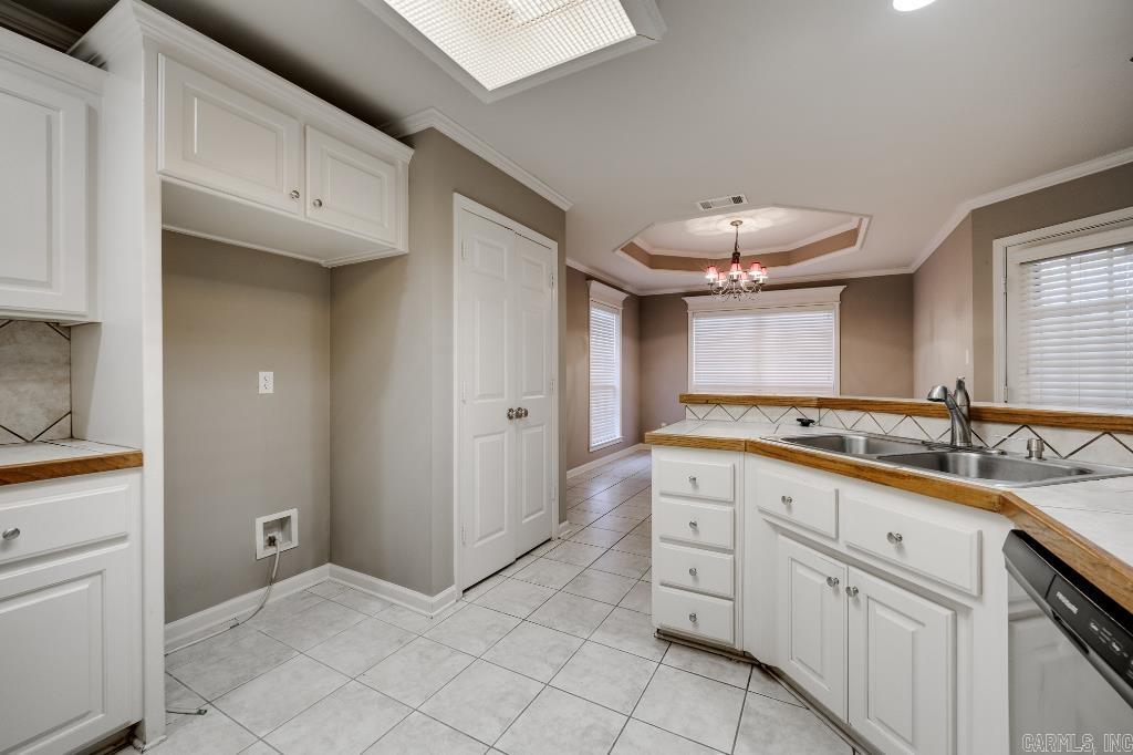 BENTLEY COURT - Residential