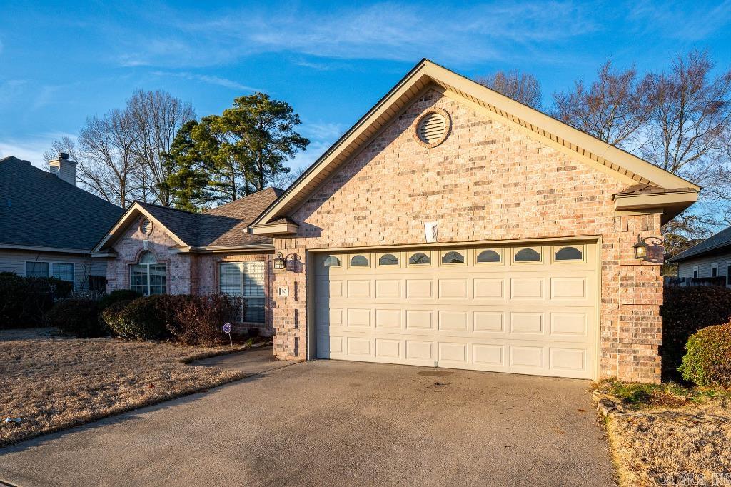 BENTLEY COURT - Residential