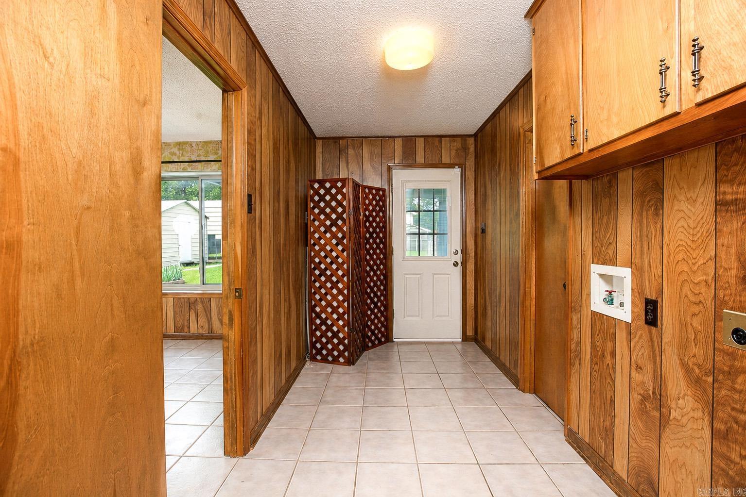 PINEWOOD S/D REP TRACTS A & B - Residential