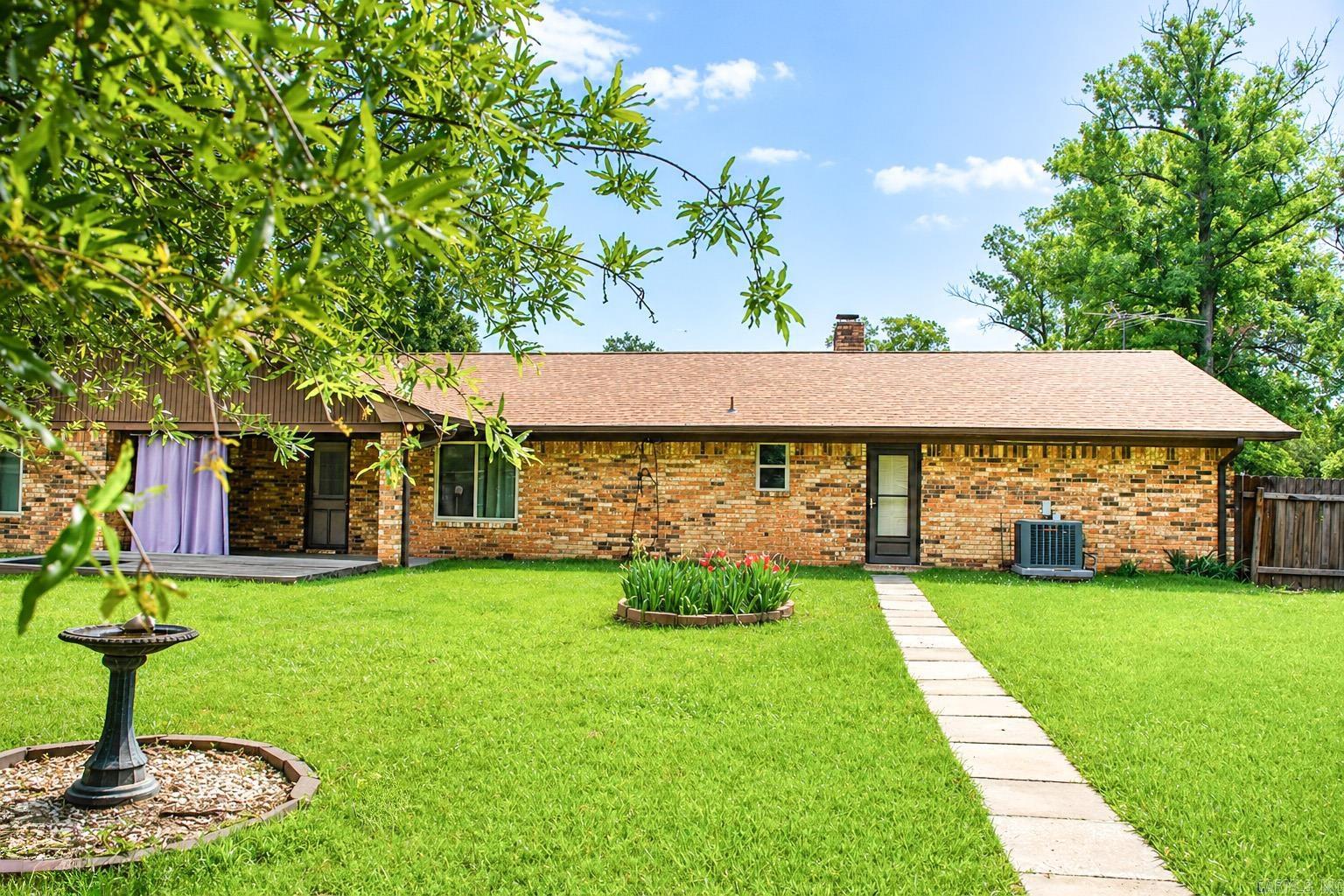 PINEWOOD S/D REP TRACTS A & B - Residential