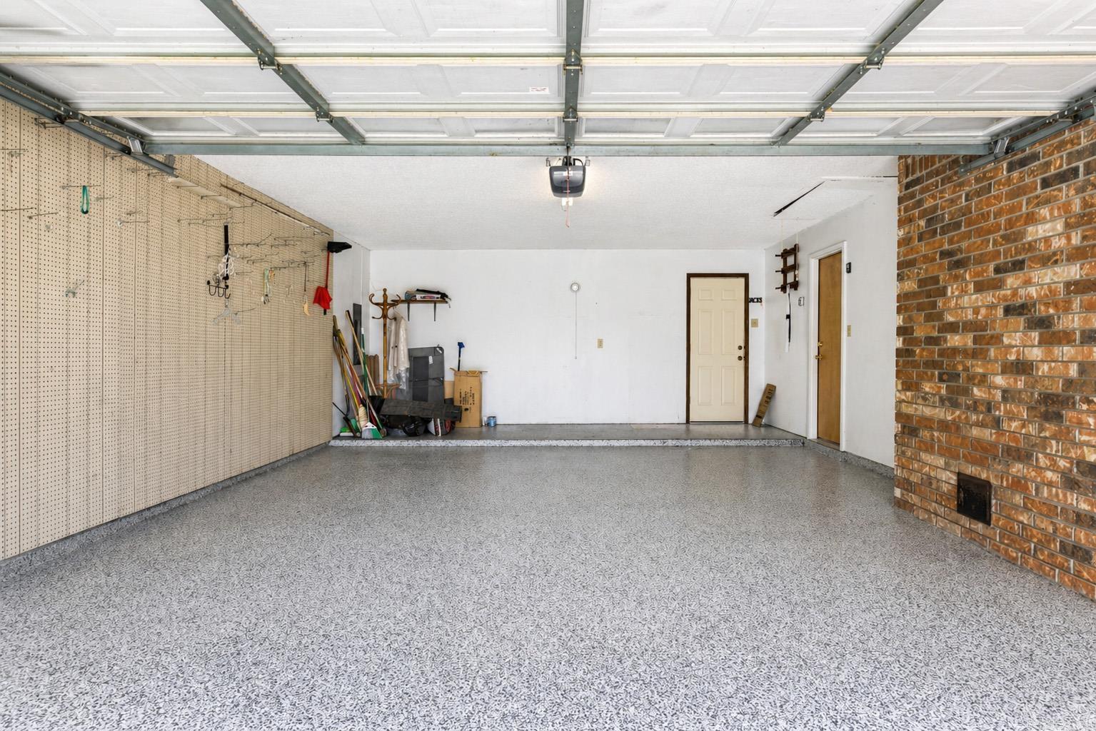 PINEWOOD S/D REP TRACTS A & B - Residential
