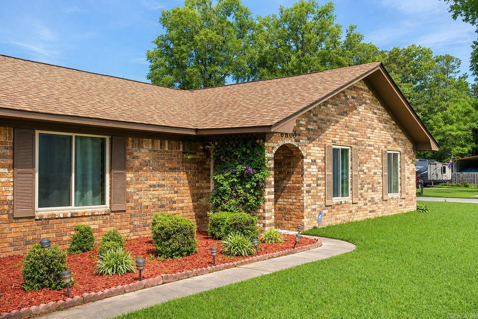 PINEWOOD S/D REP TRACTS A & B - Residential