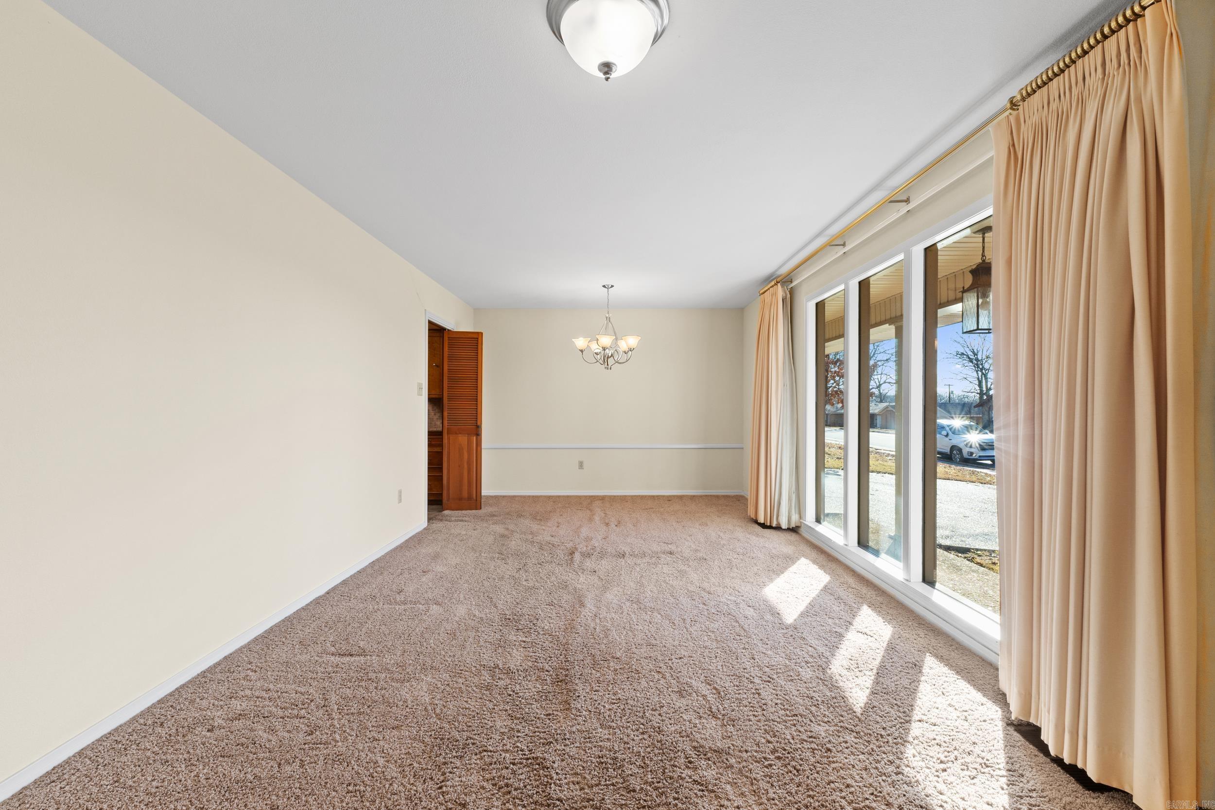 INDIAN HILLS - Residential