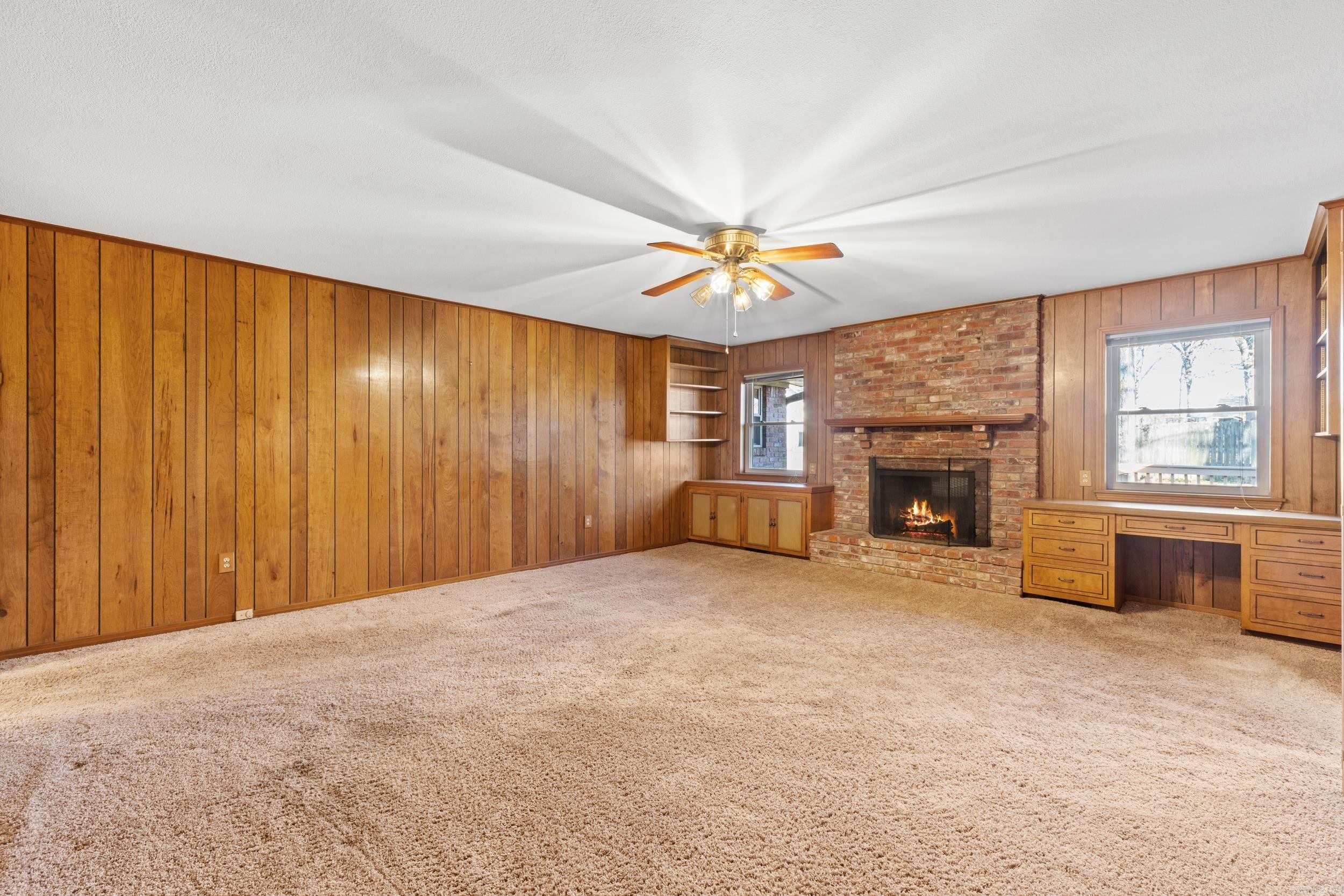 INDIAN HILLS - Residential