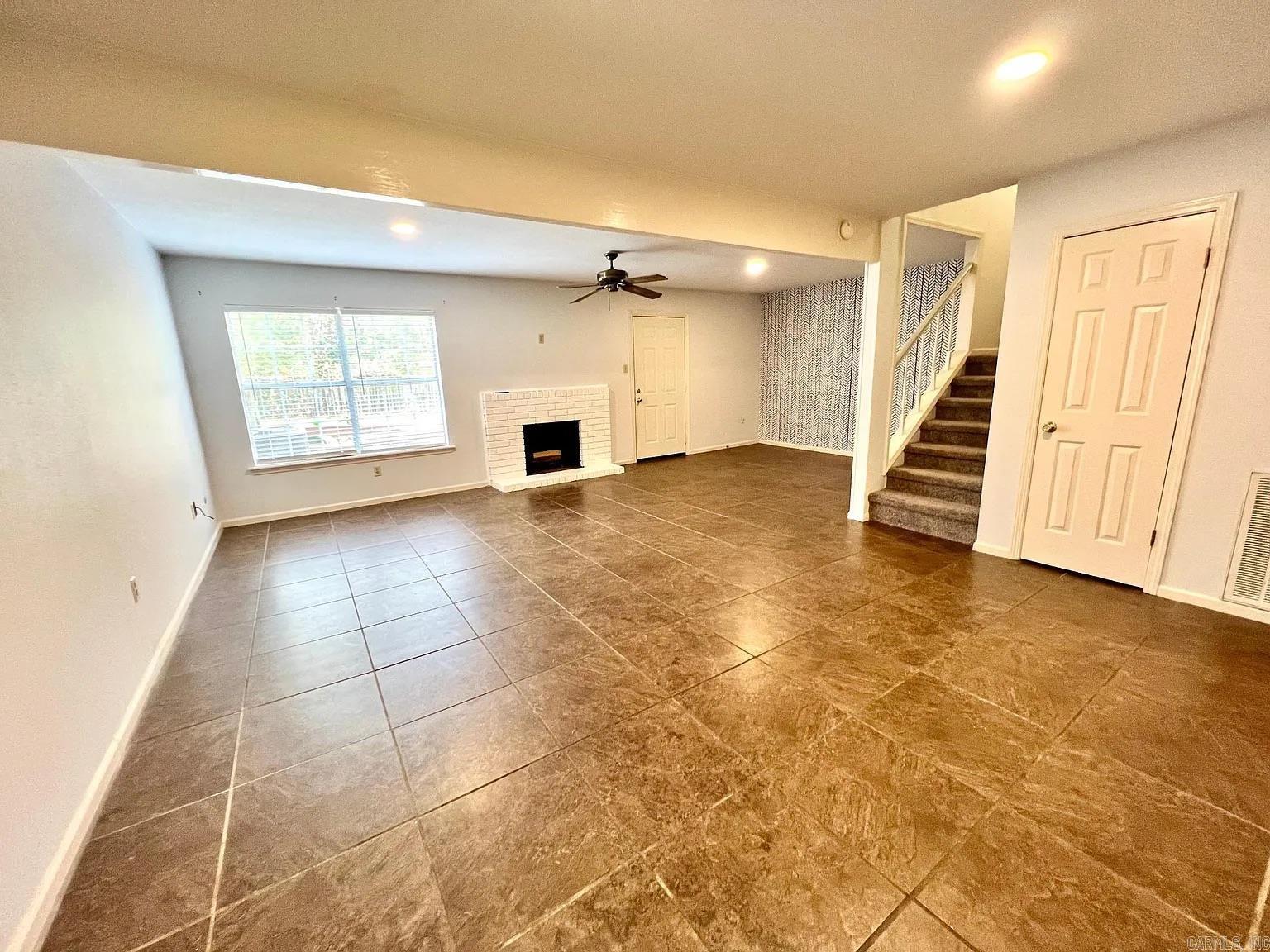 BRIERWOOD - Residential