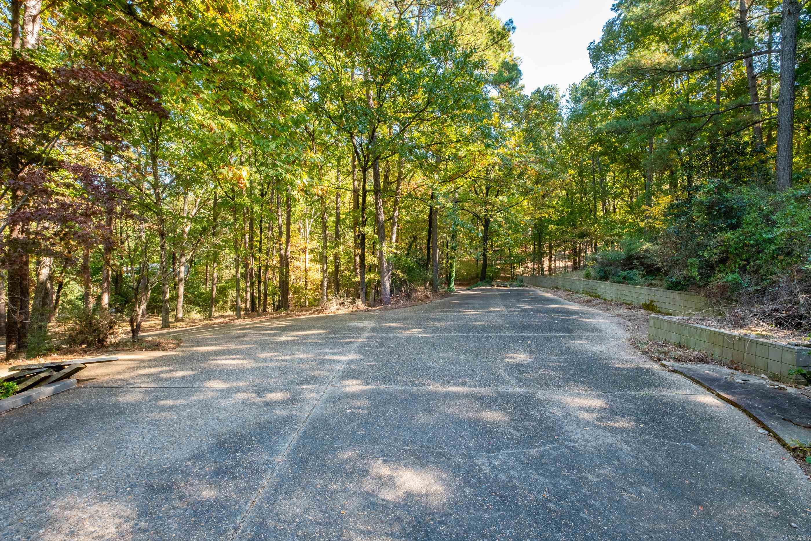 Hickory Hills - Land