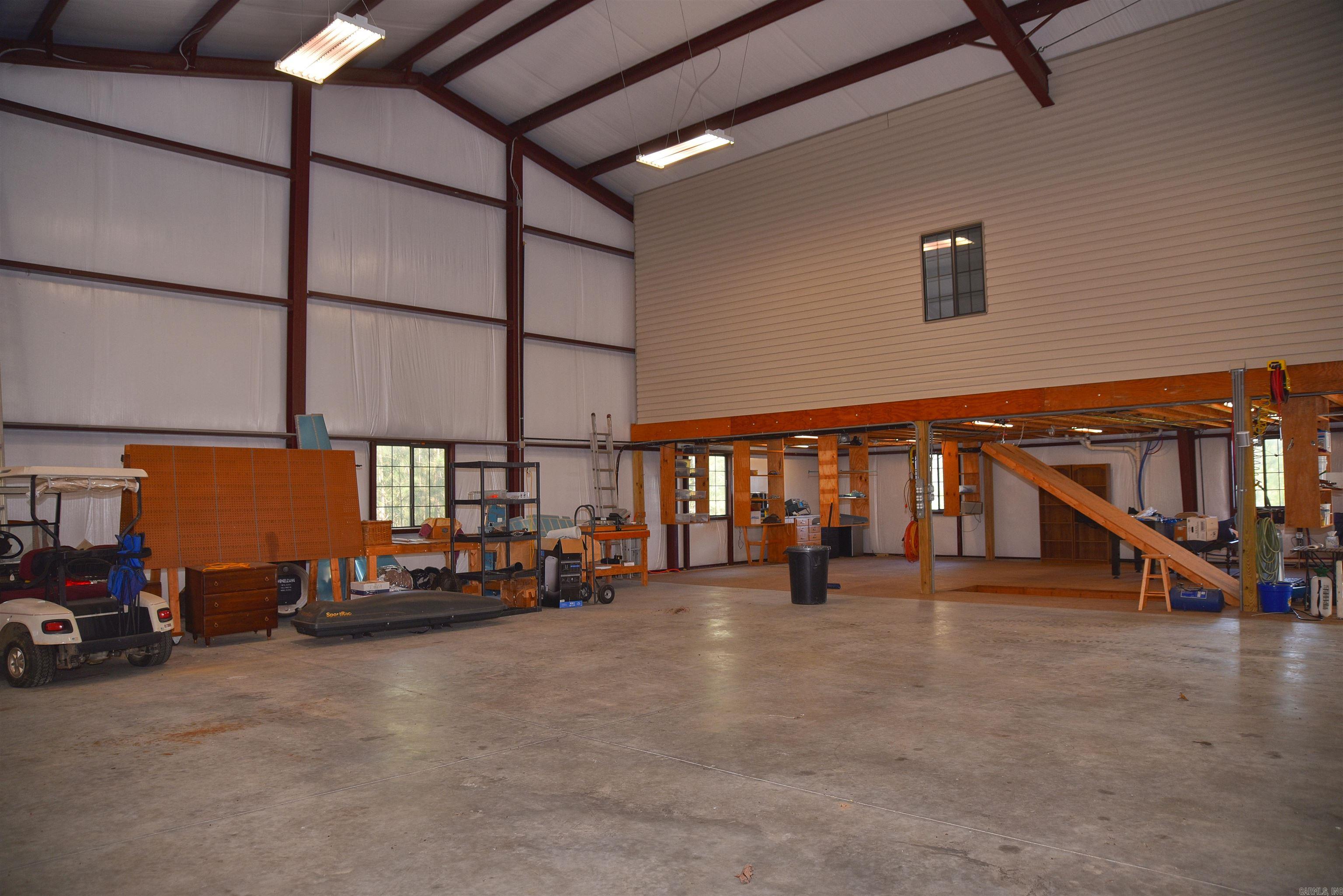 HOLLEY MOUNTAIN AIRPARK - Residential