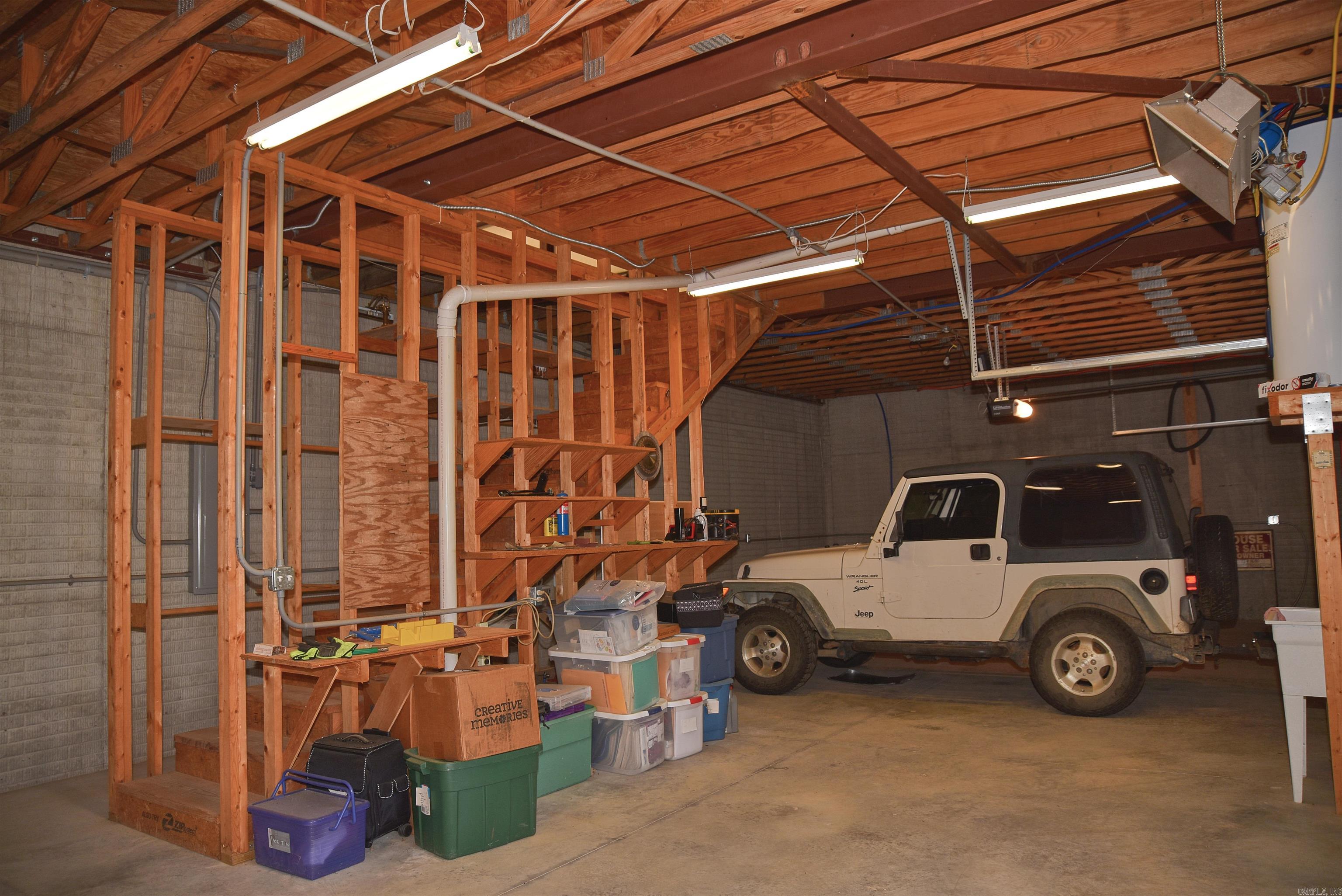 HOLLEY MOUNTAIN AIRPARK - Residential