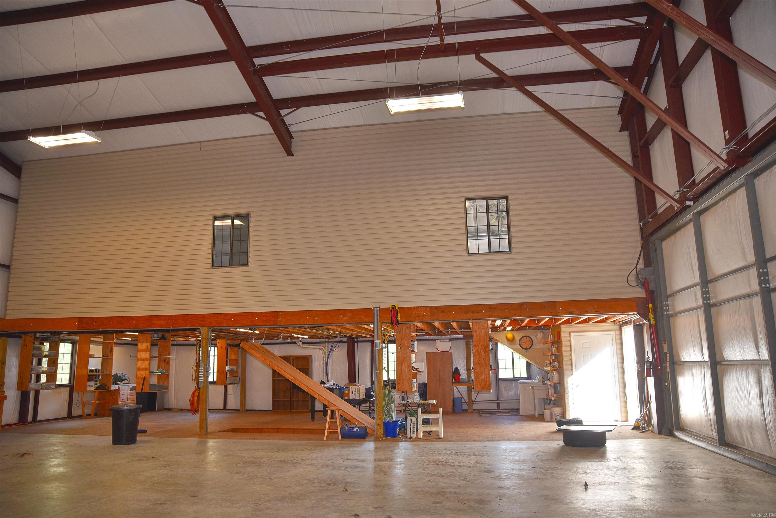 HOLLEY MOUNTAIN AIRPARK - Residential