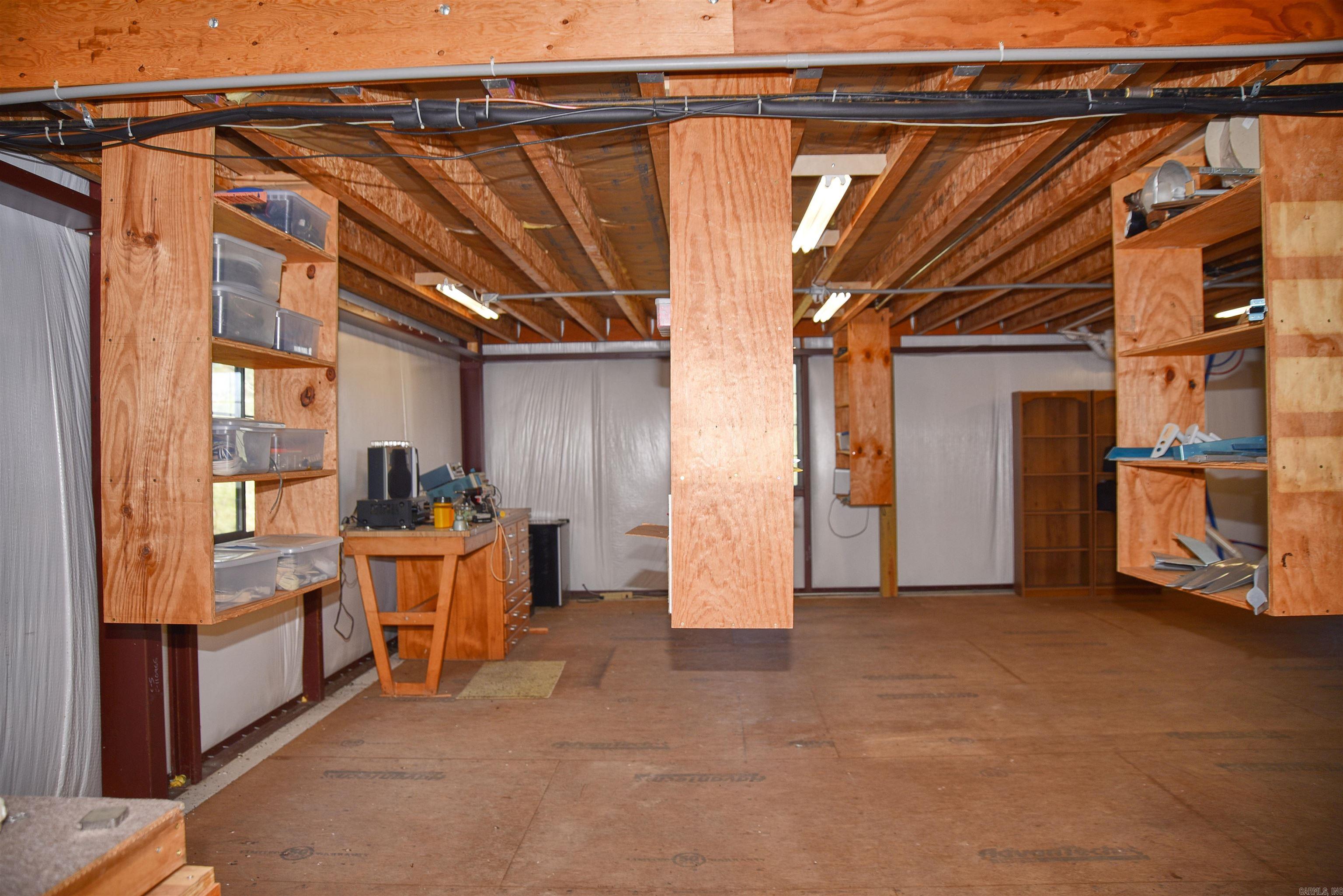 HOLLEY MOUNTAIN AIRPARK - Residential