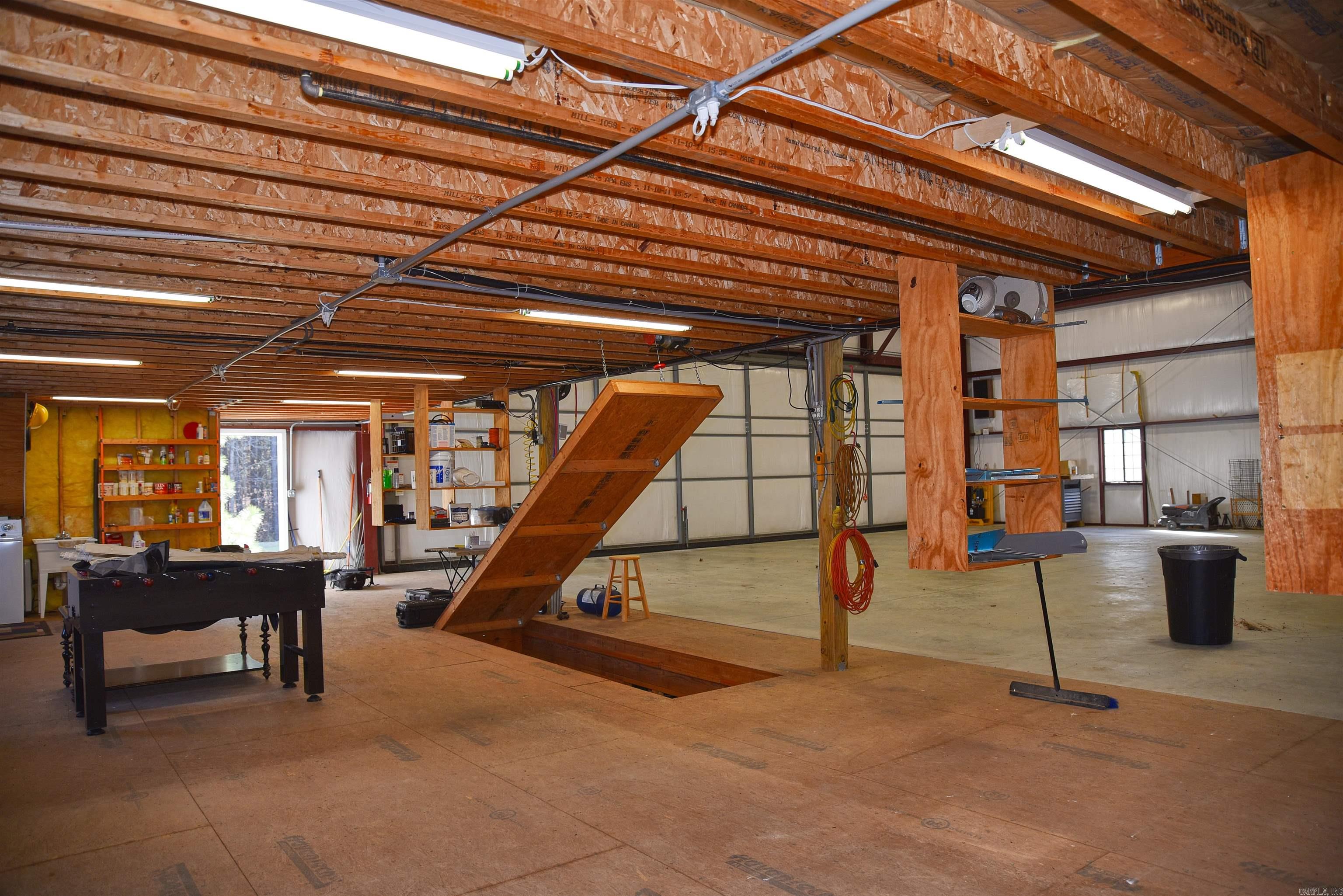 HOLLEY MOUNTAIN AIRPARK - Residential