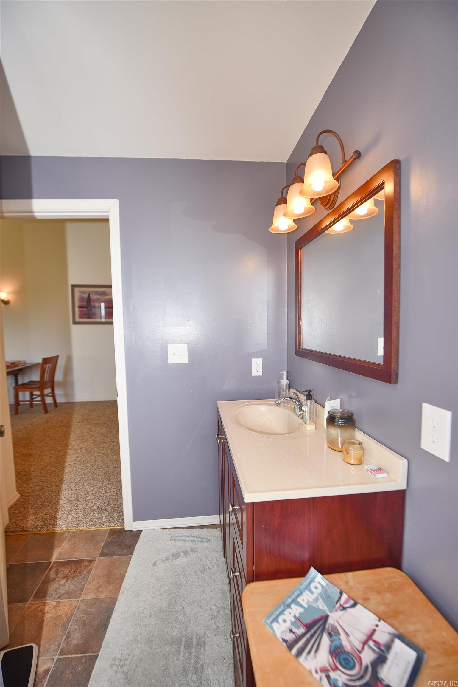 HOLLEY MOUNTAIN AIRPARK - Residential