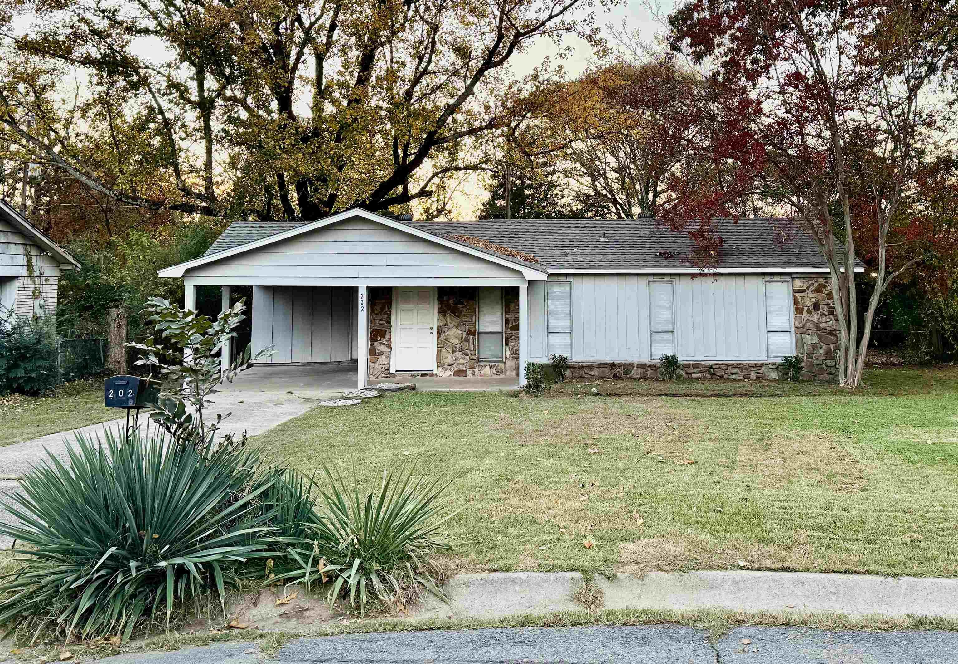 STAGECOACH VILLAGE - Residential