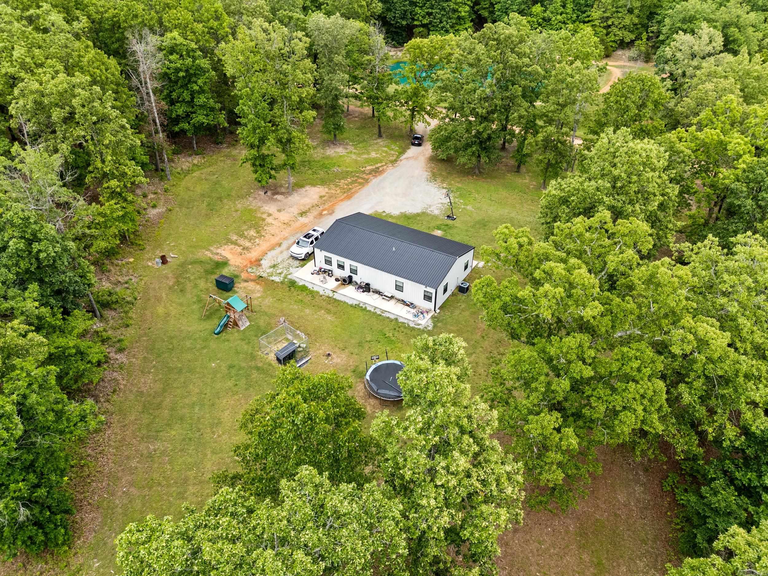 OAK KNOLL - Residential