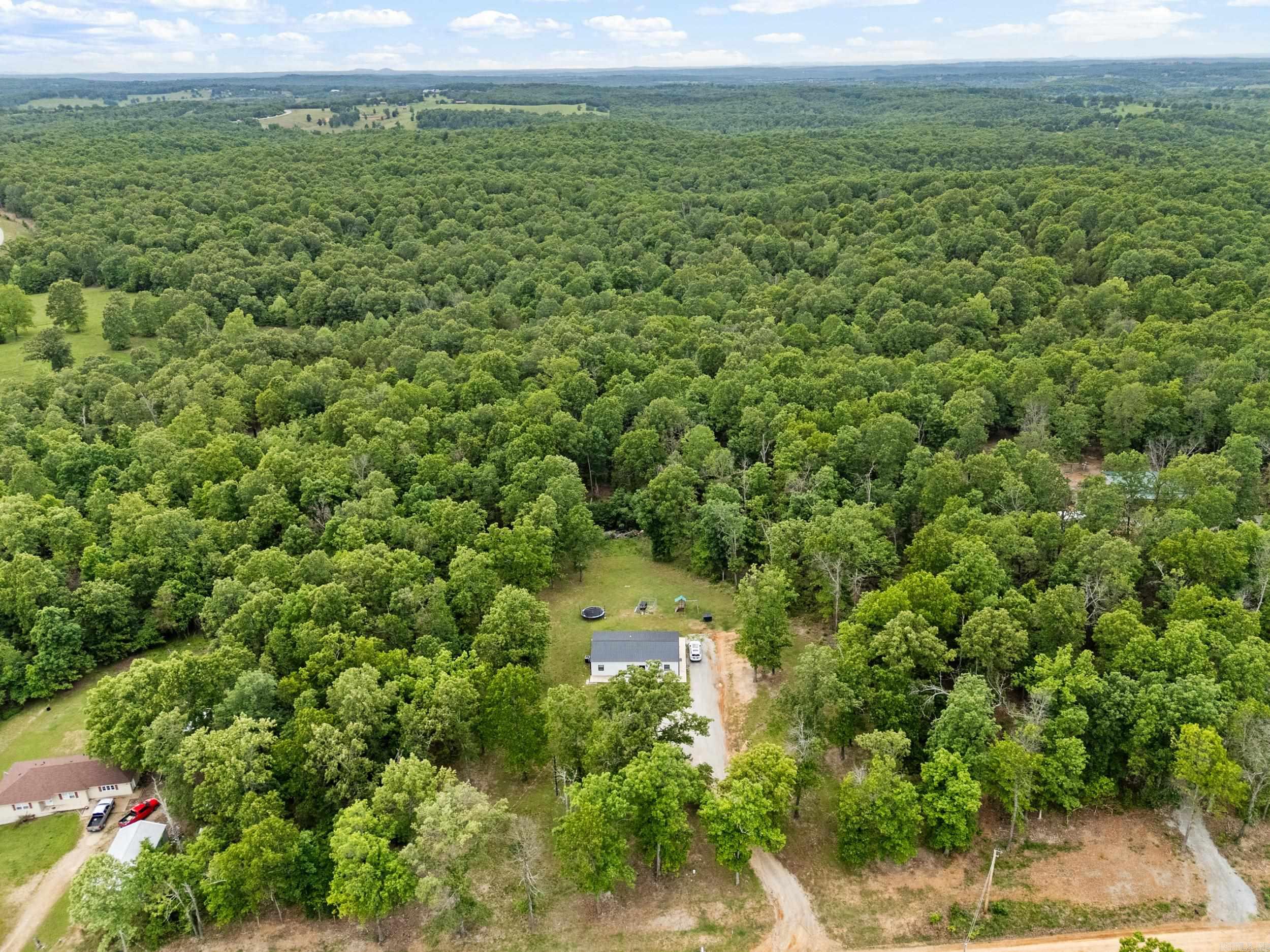 OAK KNOLL - Residential